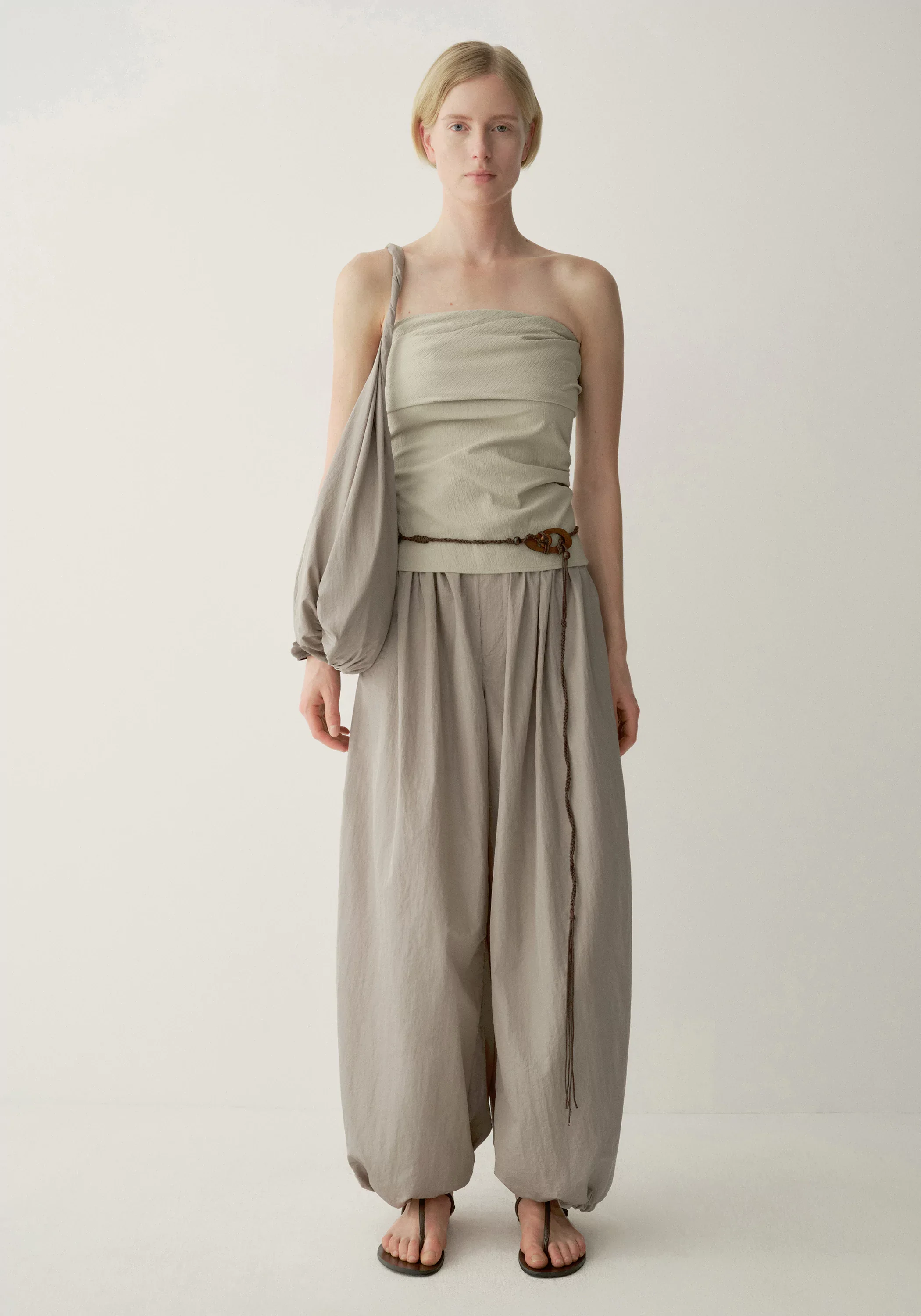 Drawstring Balloon Curved Pants