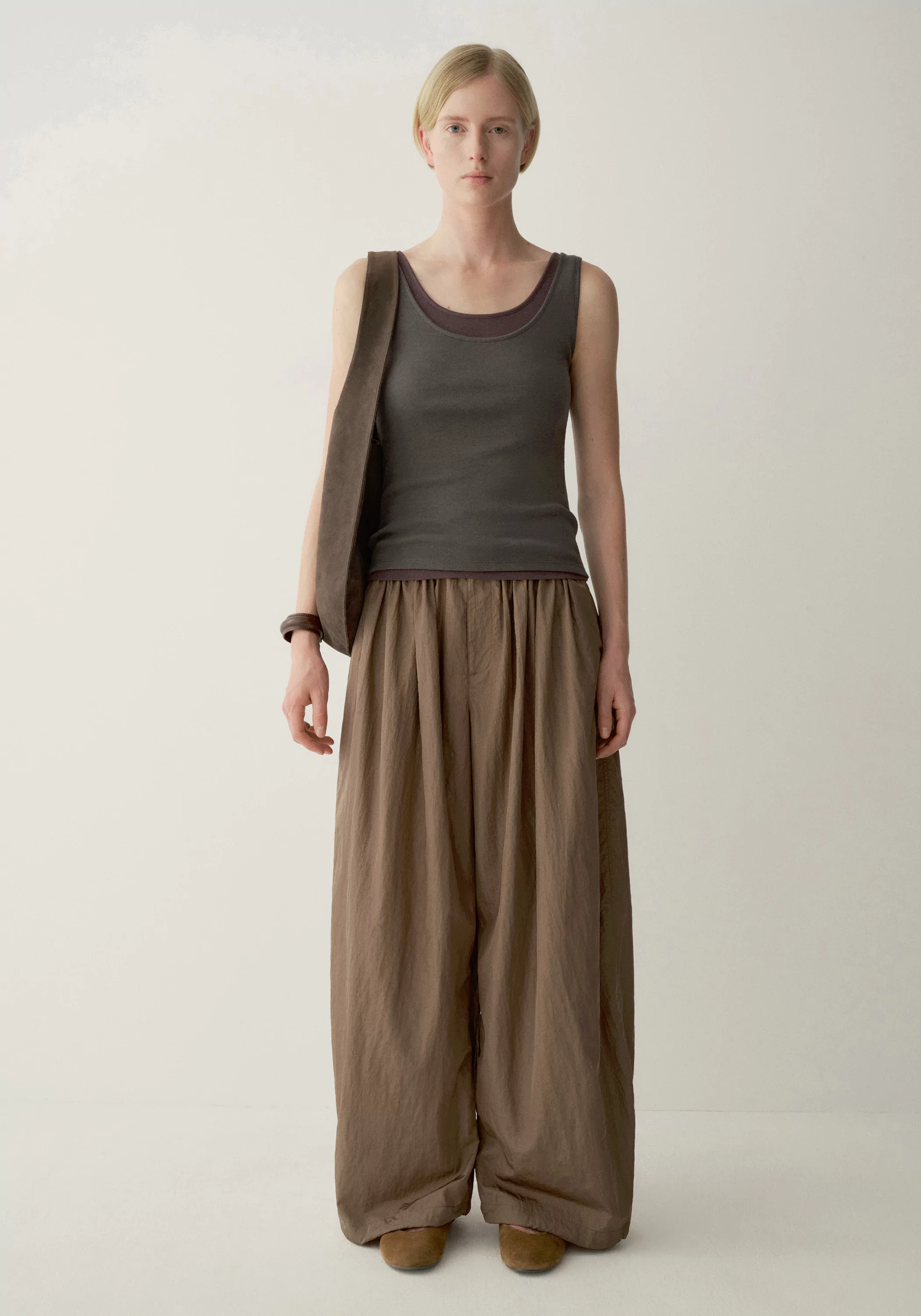 Drawstring Balloon Curved Pants - Image 11