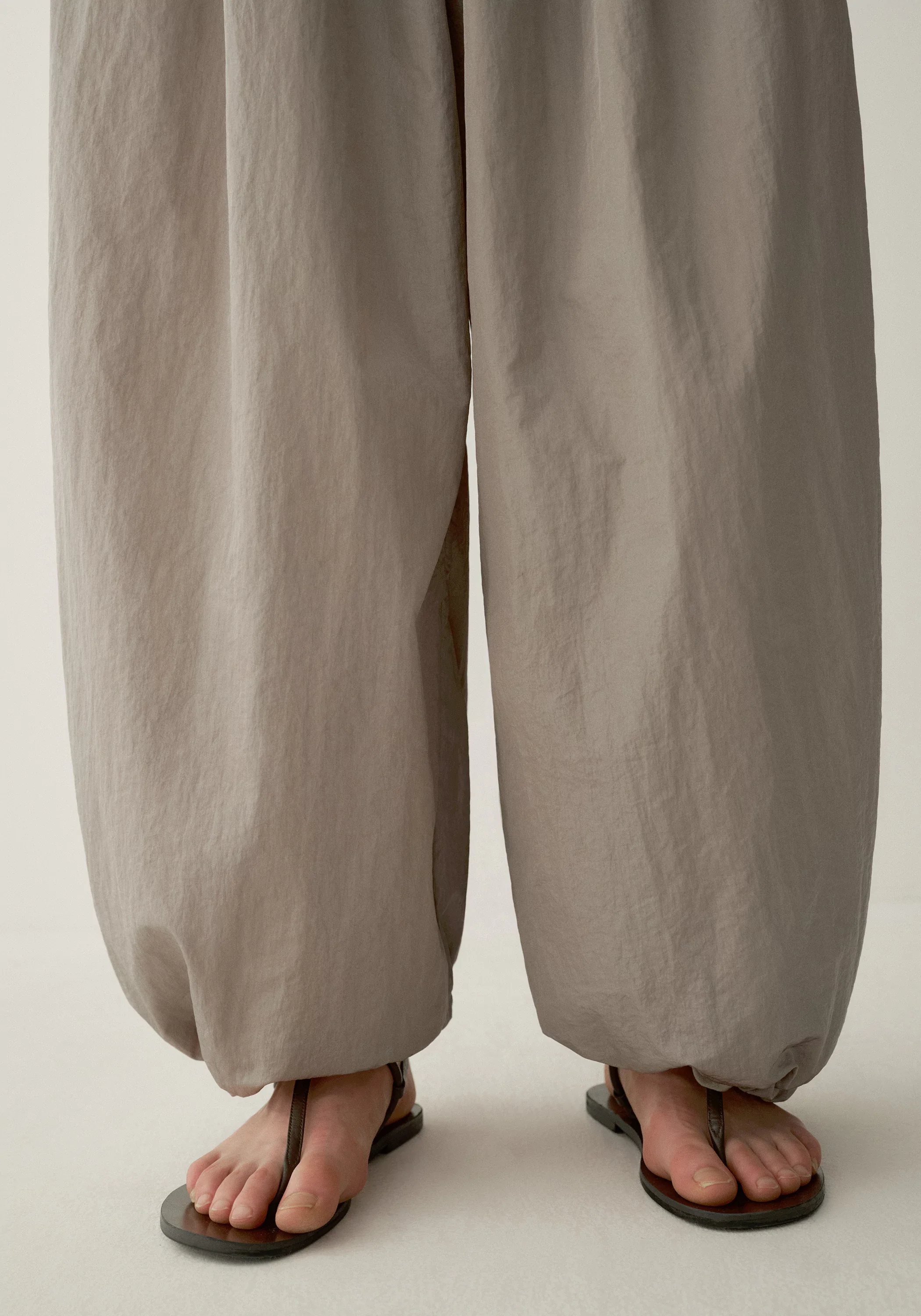 Drawstring Balloon Curved Pants - Image 9