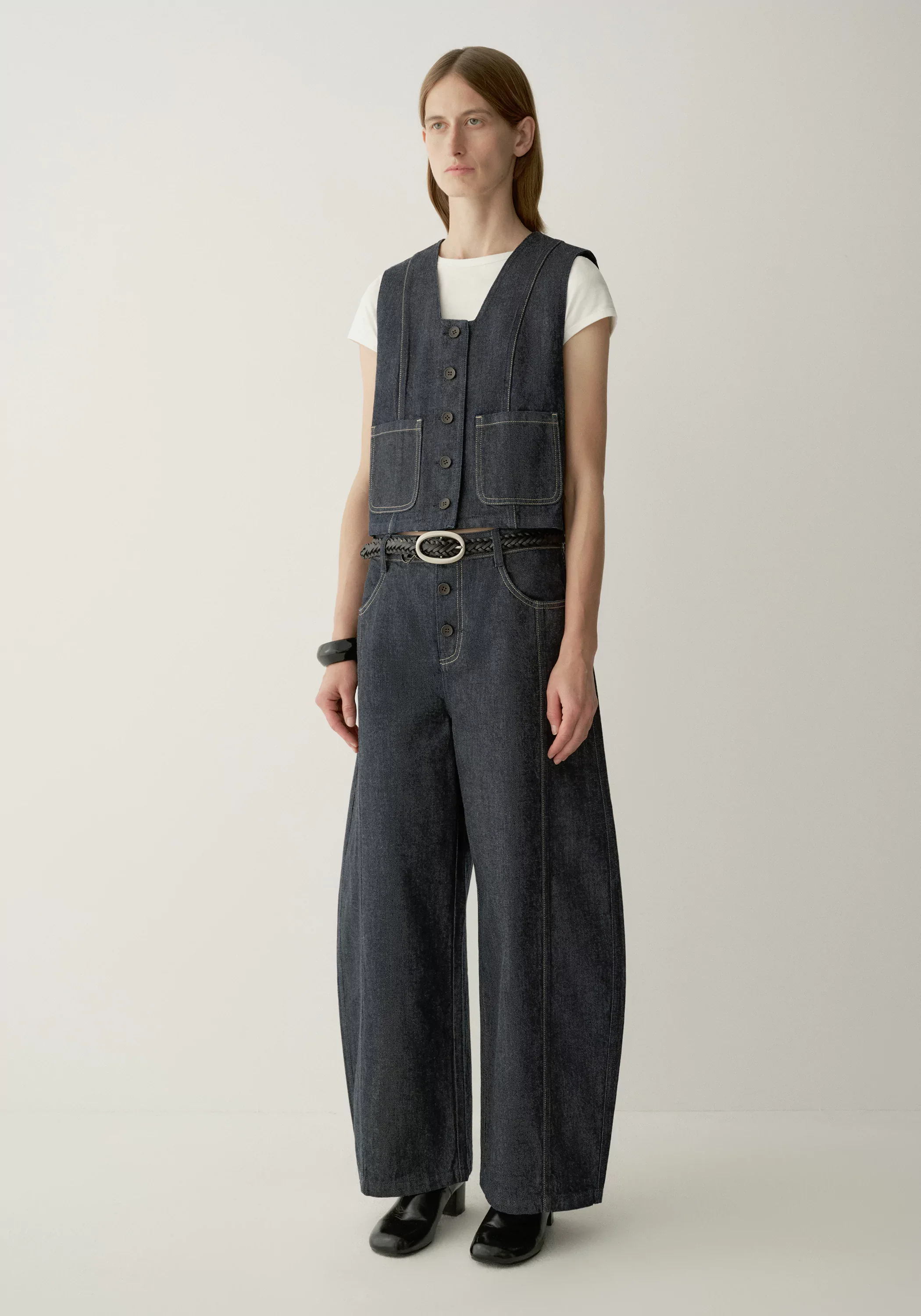 Okayama Cropped Jeans - Image 3