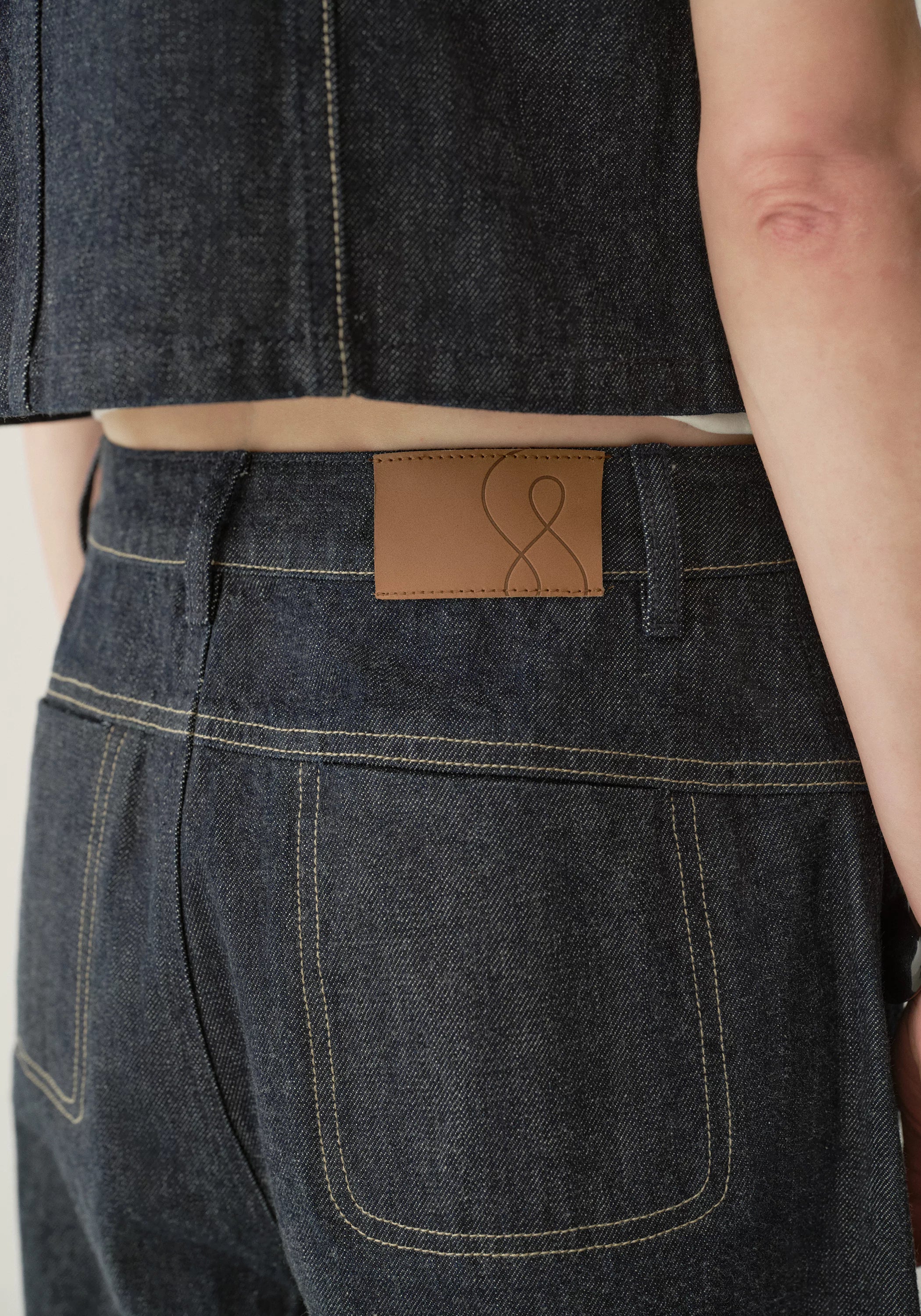 Okayama Cropped Jeans - Image 8