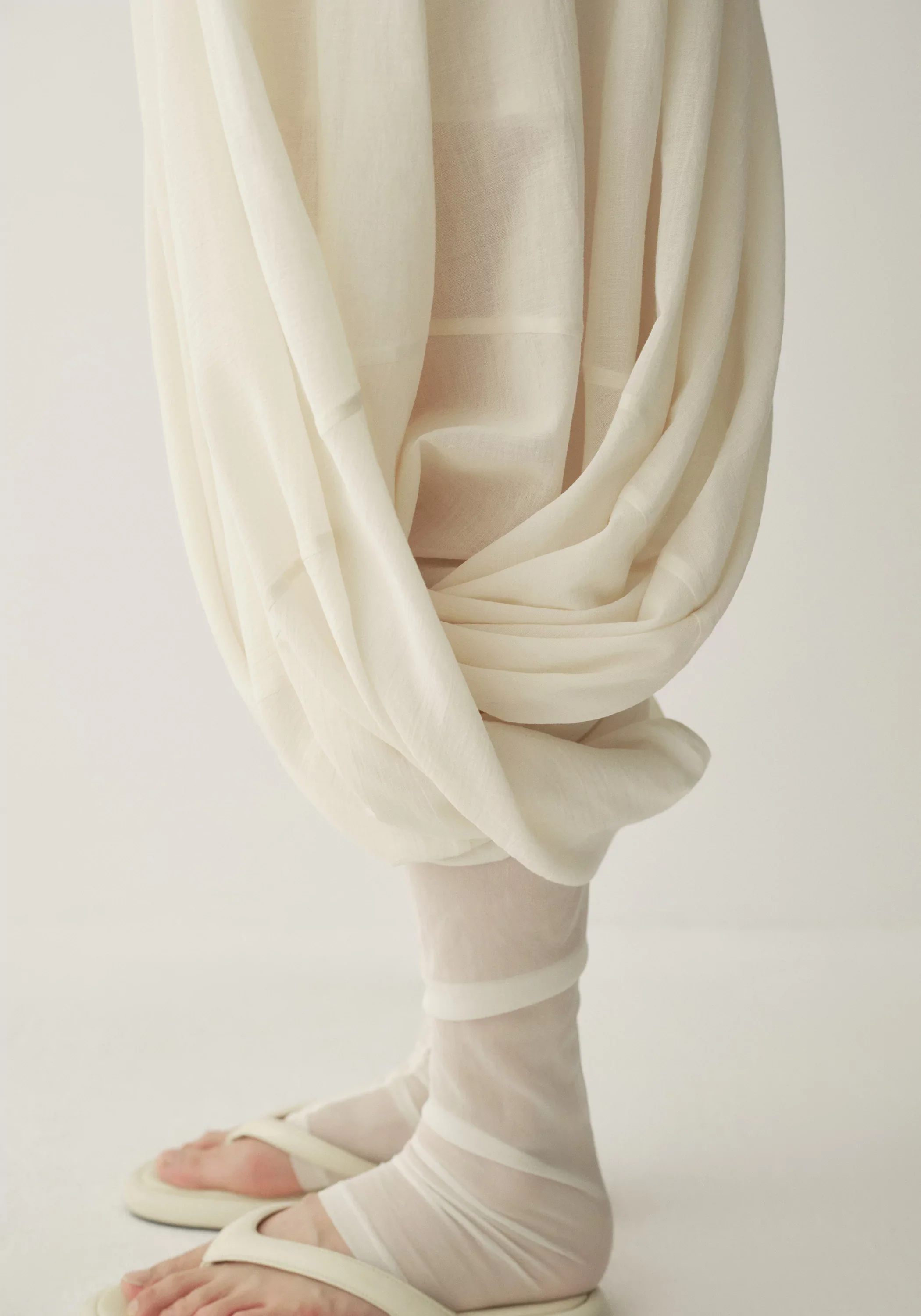 Asymmetrical Floral-shape Skirt - Image 15