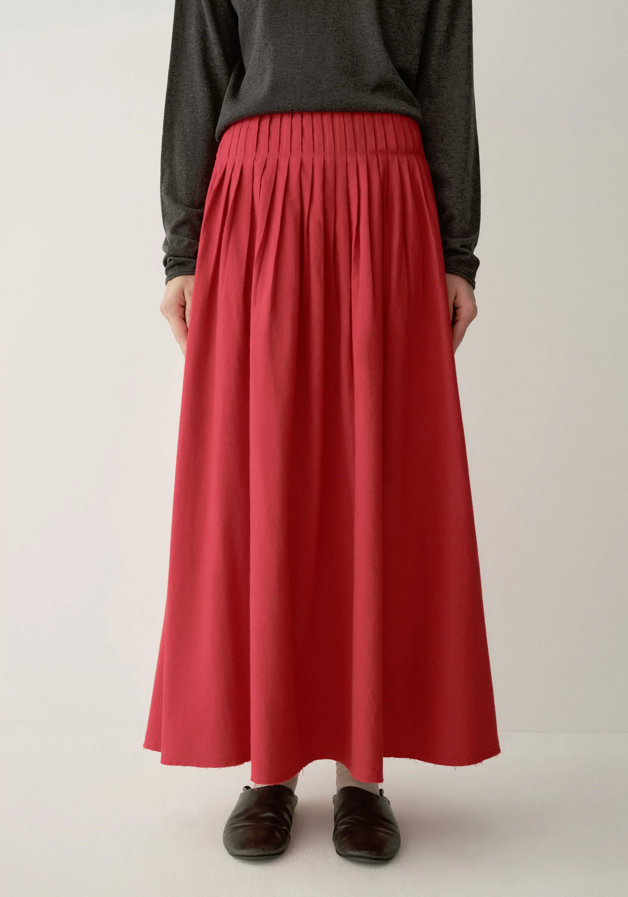 Tucked Pleat Skirt - Image 19