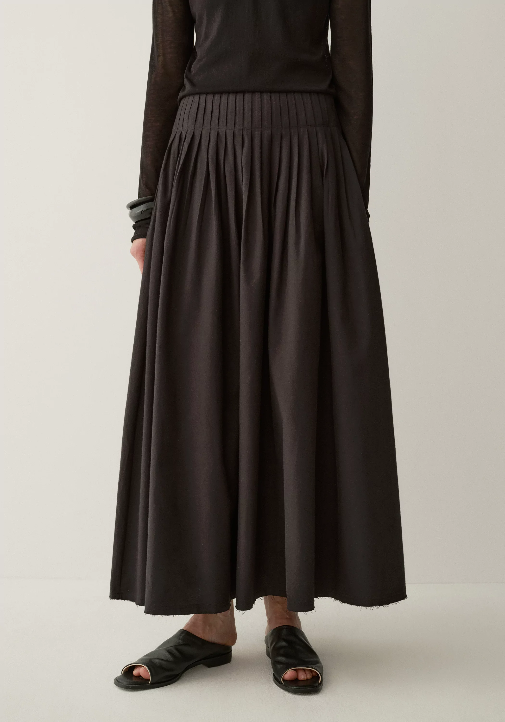 Tucked Pleat Skirt - Image 7