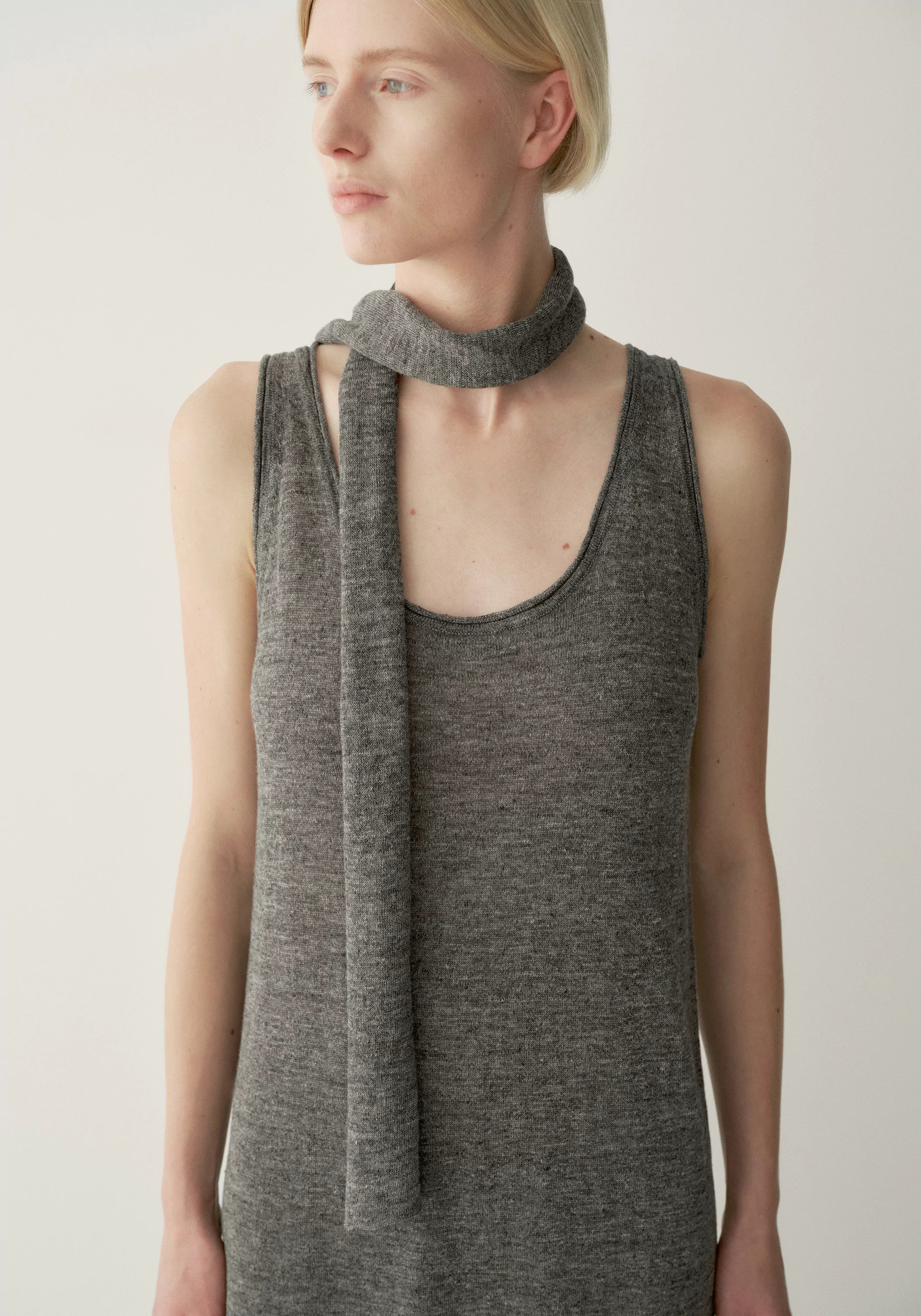 Linen Knitted Scarf - Image 3