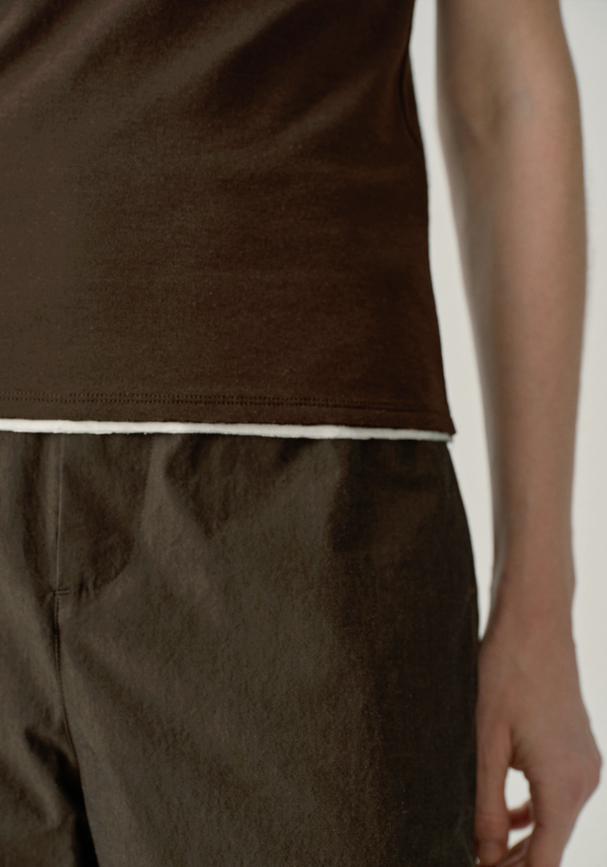 U-neck Knitted T-shirt - Image 10