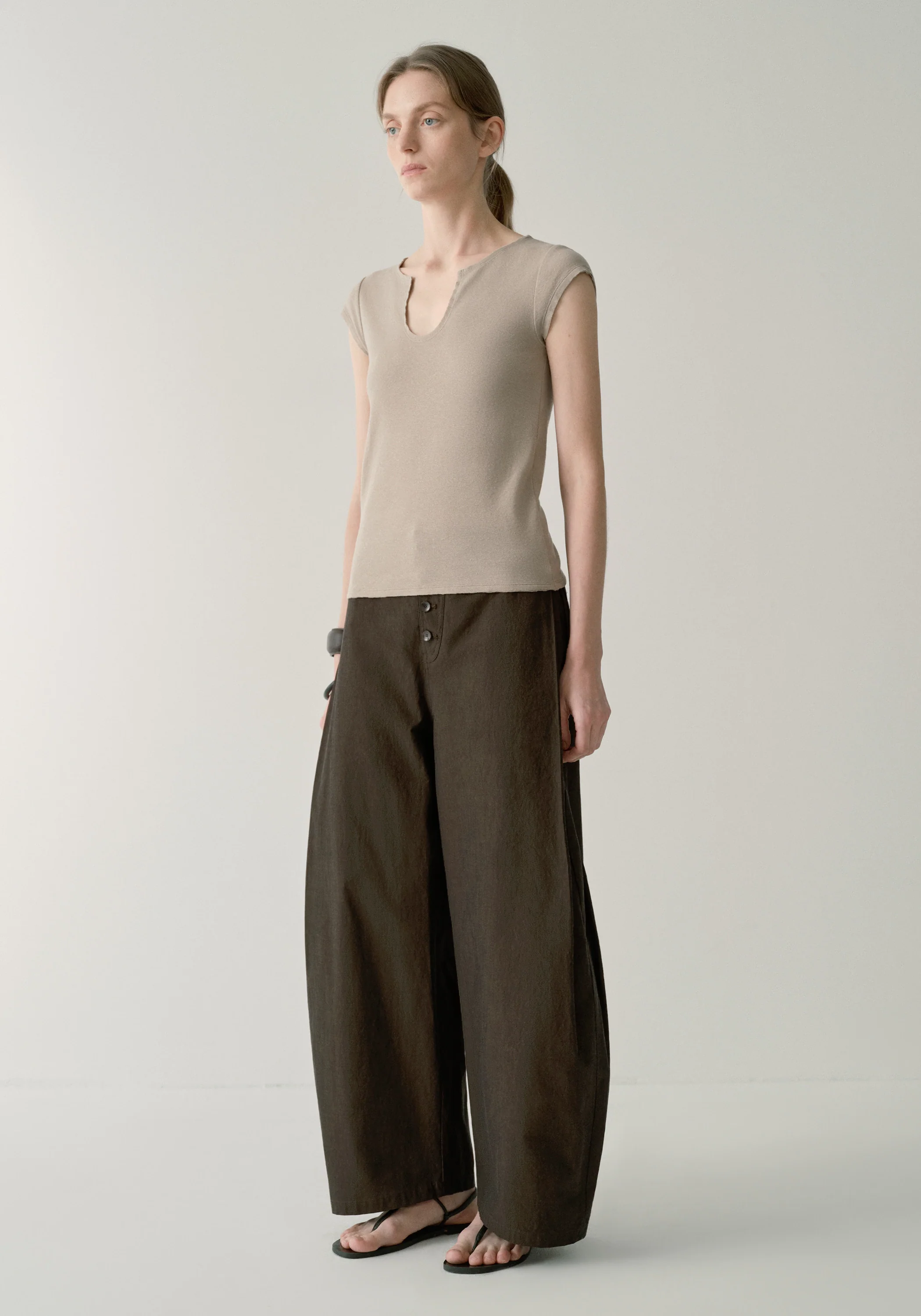 U-neck Knitted T-shirt - Image 22