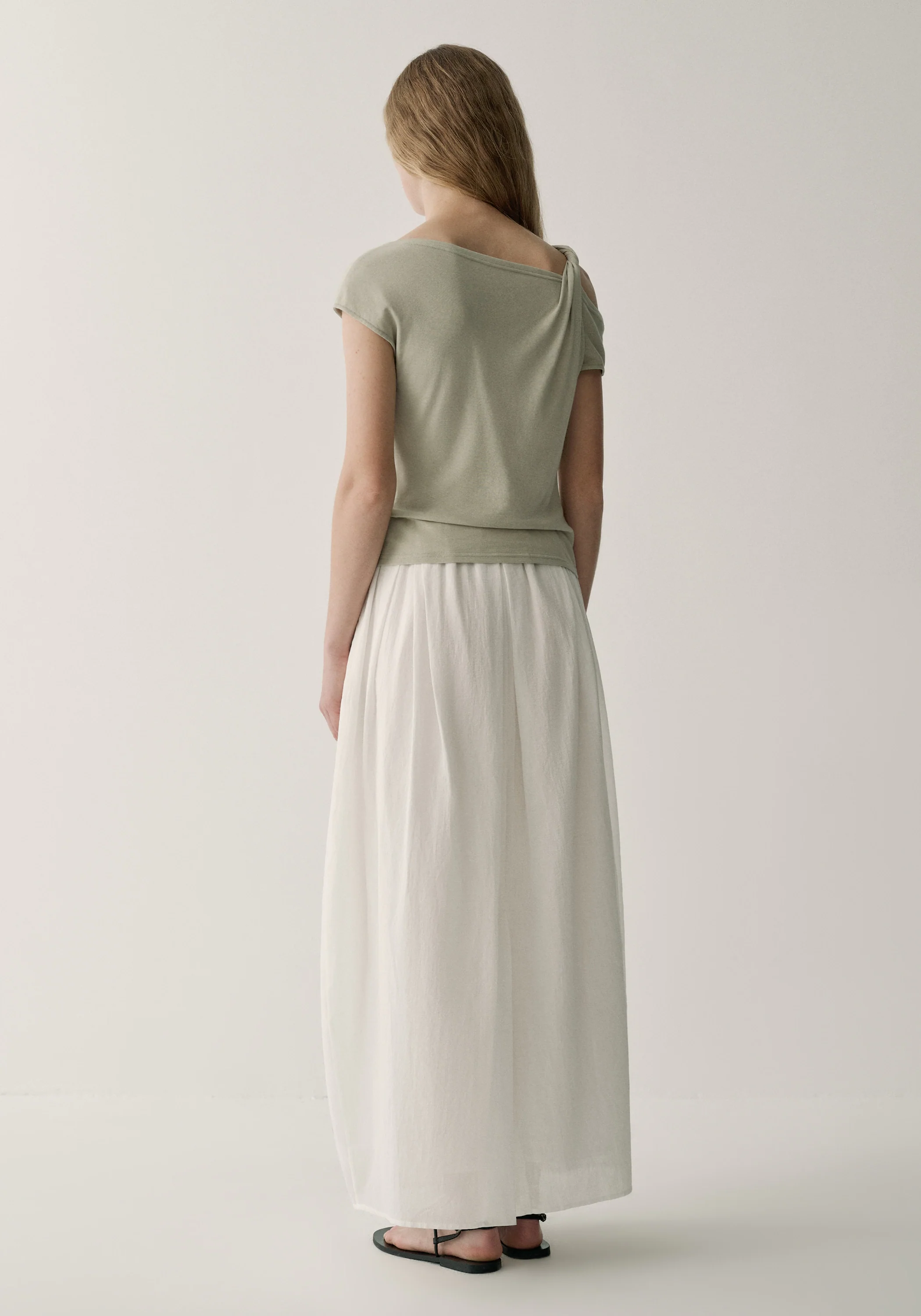 One-shoulder Twist Rib T-shirt - Image 12