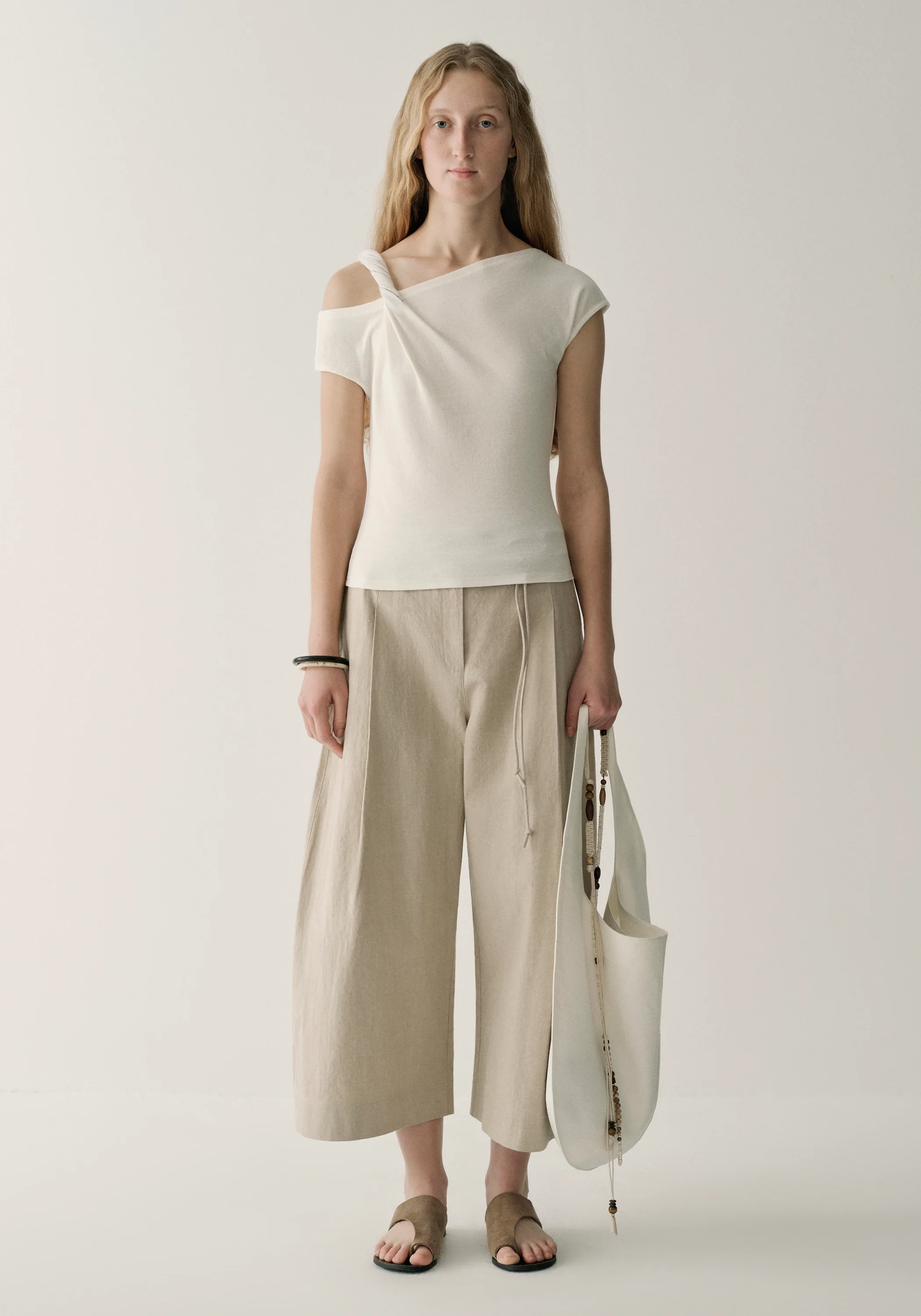 One-shoulder Twist Rib T-shirt - Image 14