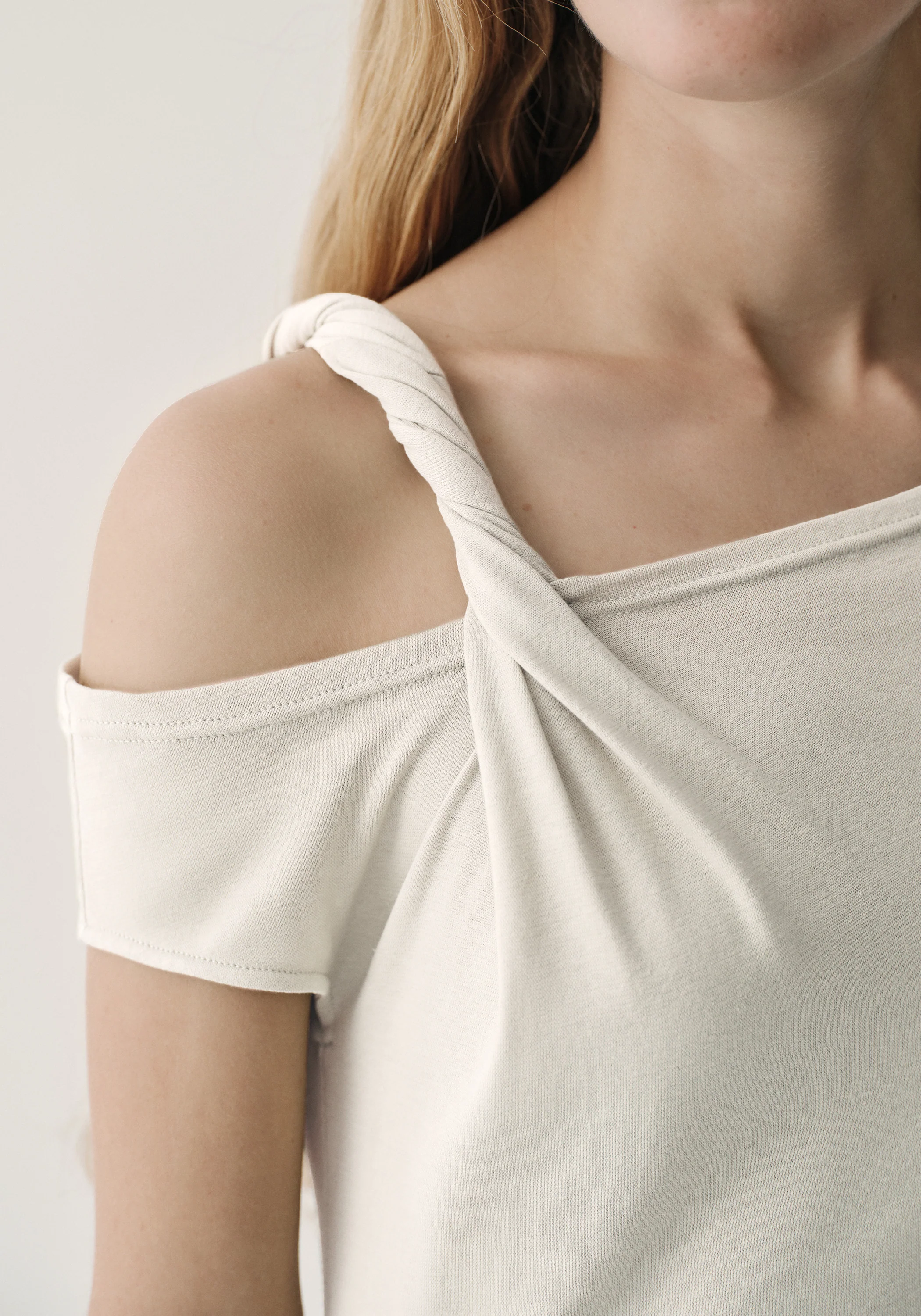 One-shoulder Twist Rib T-shirt - Image 18