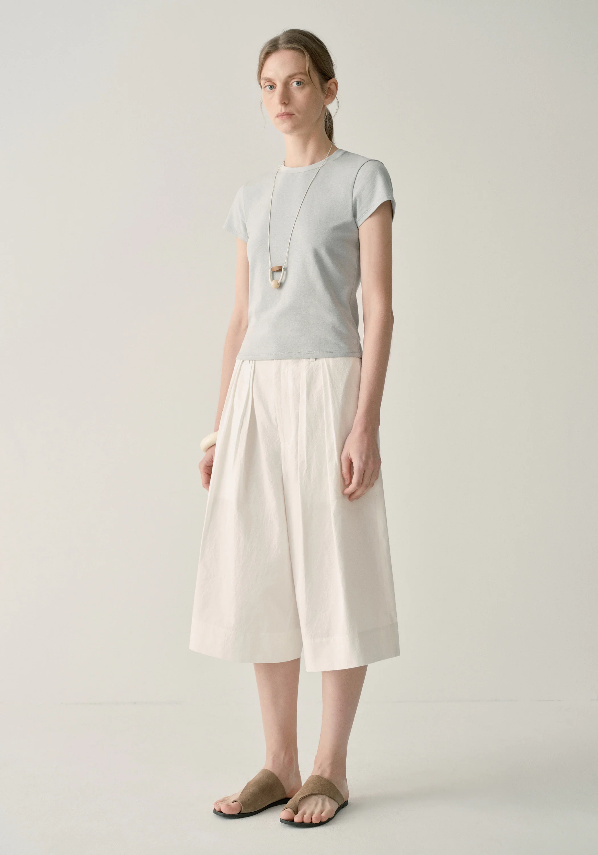 Cap-sleeved T-shirt - Image 11