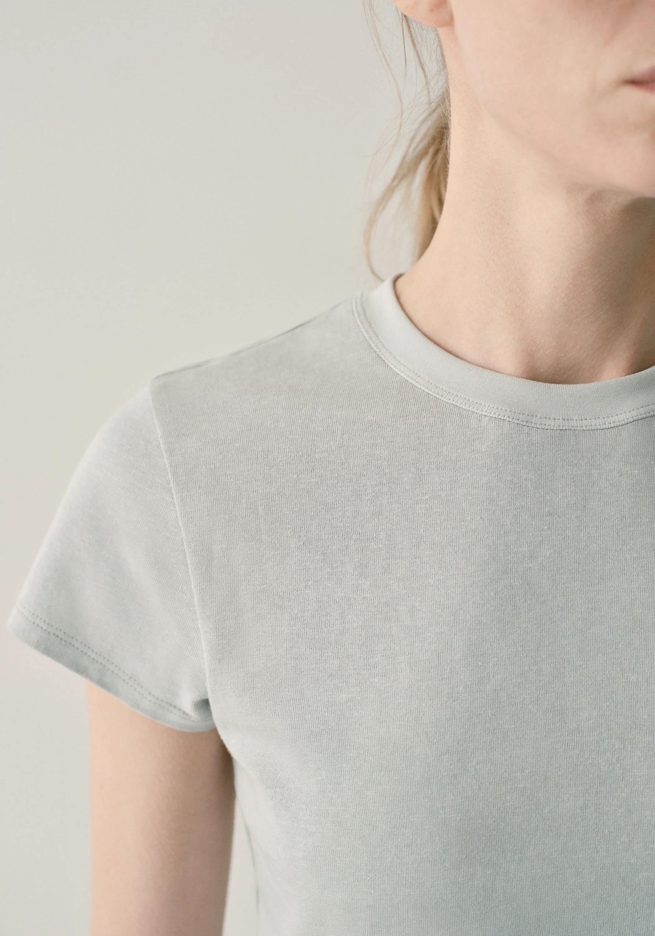 Cap-sleeved T-shirt - Image 14