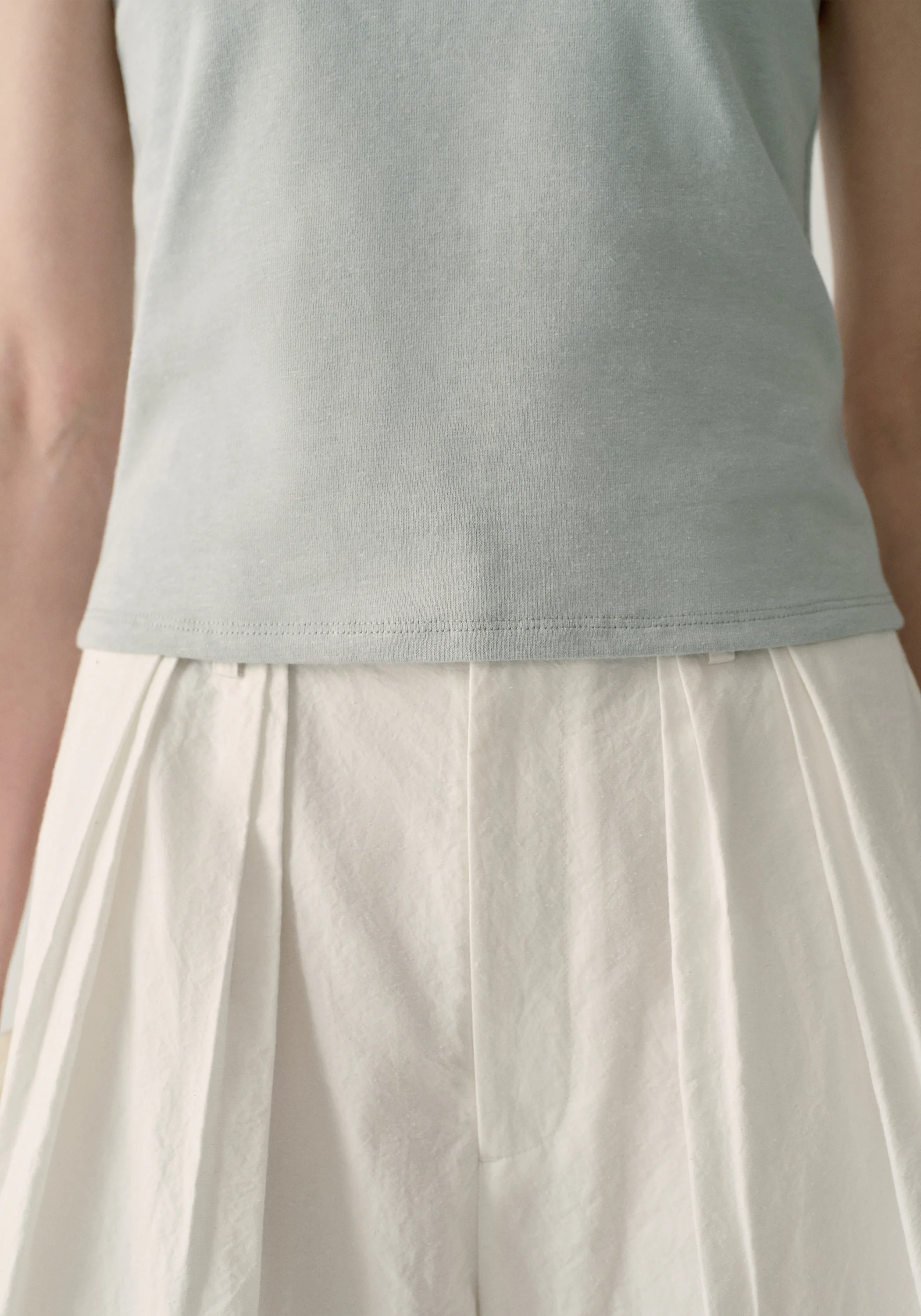 Cap-sleeved T-shirt - Image 15