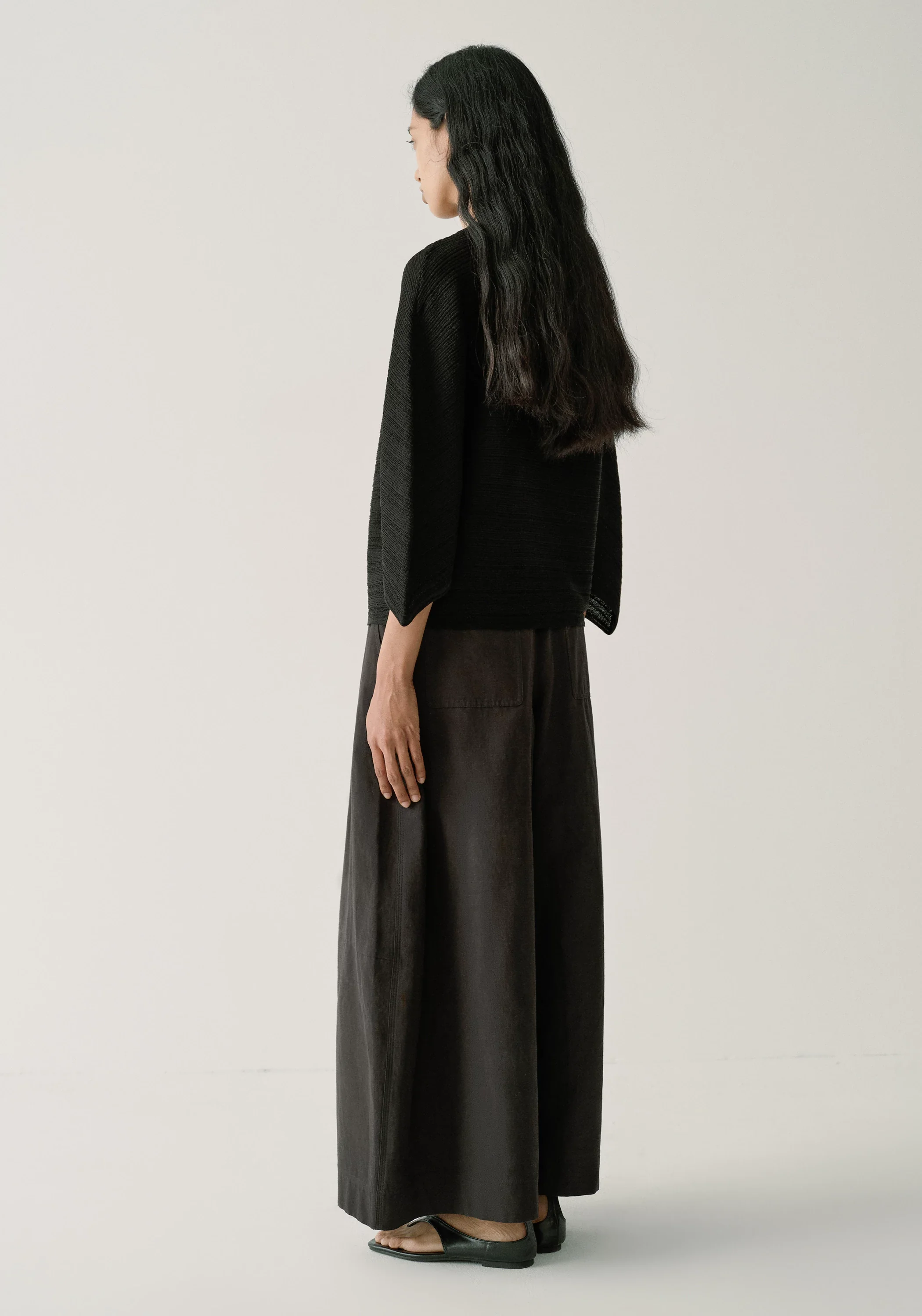 Merino Wool Ribbed Pullover - Image 12