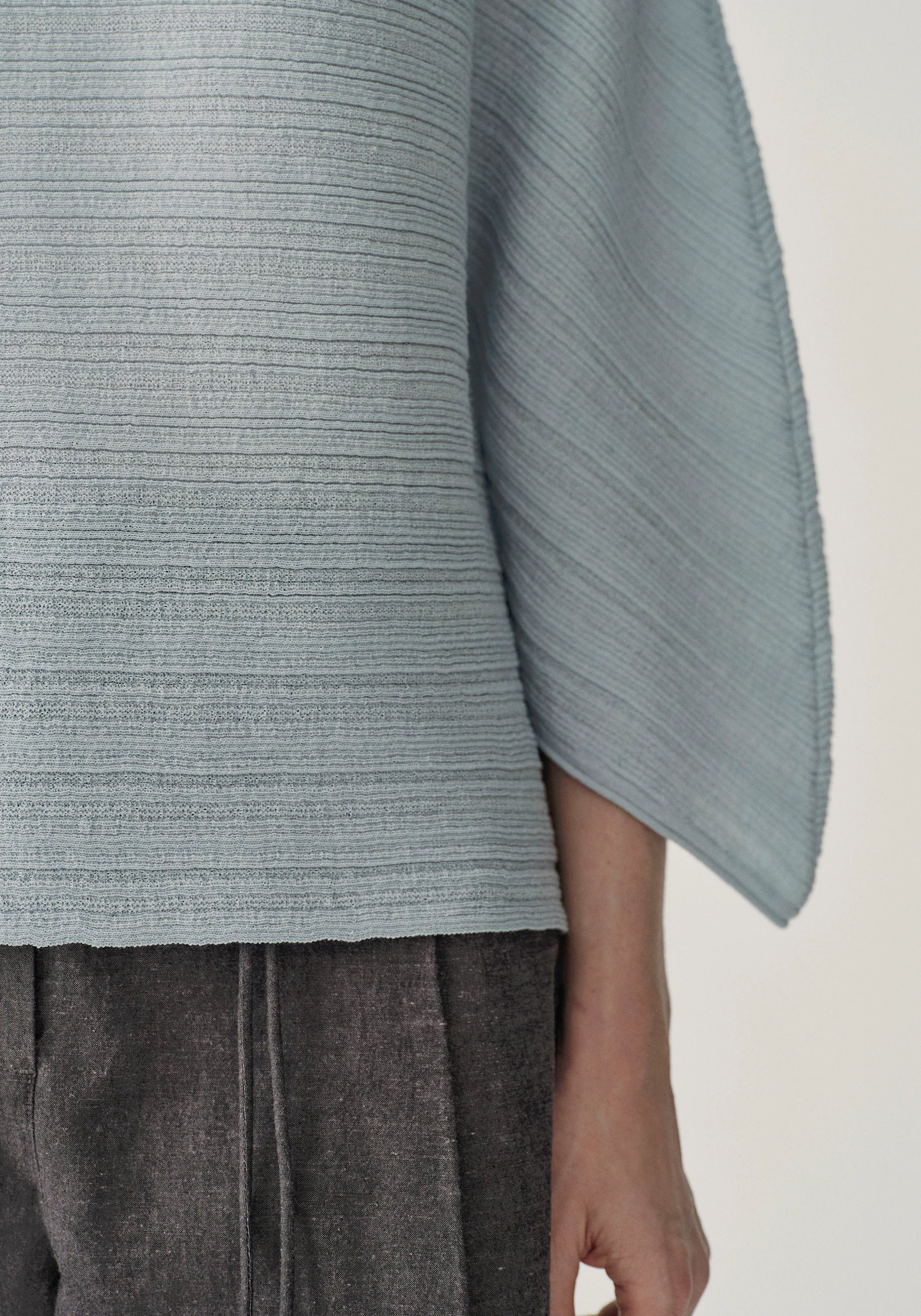 Merino Wool Ribbed Pullover - Image 8