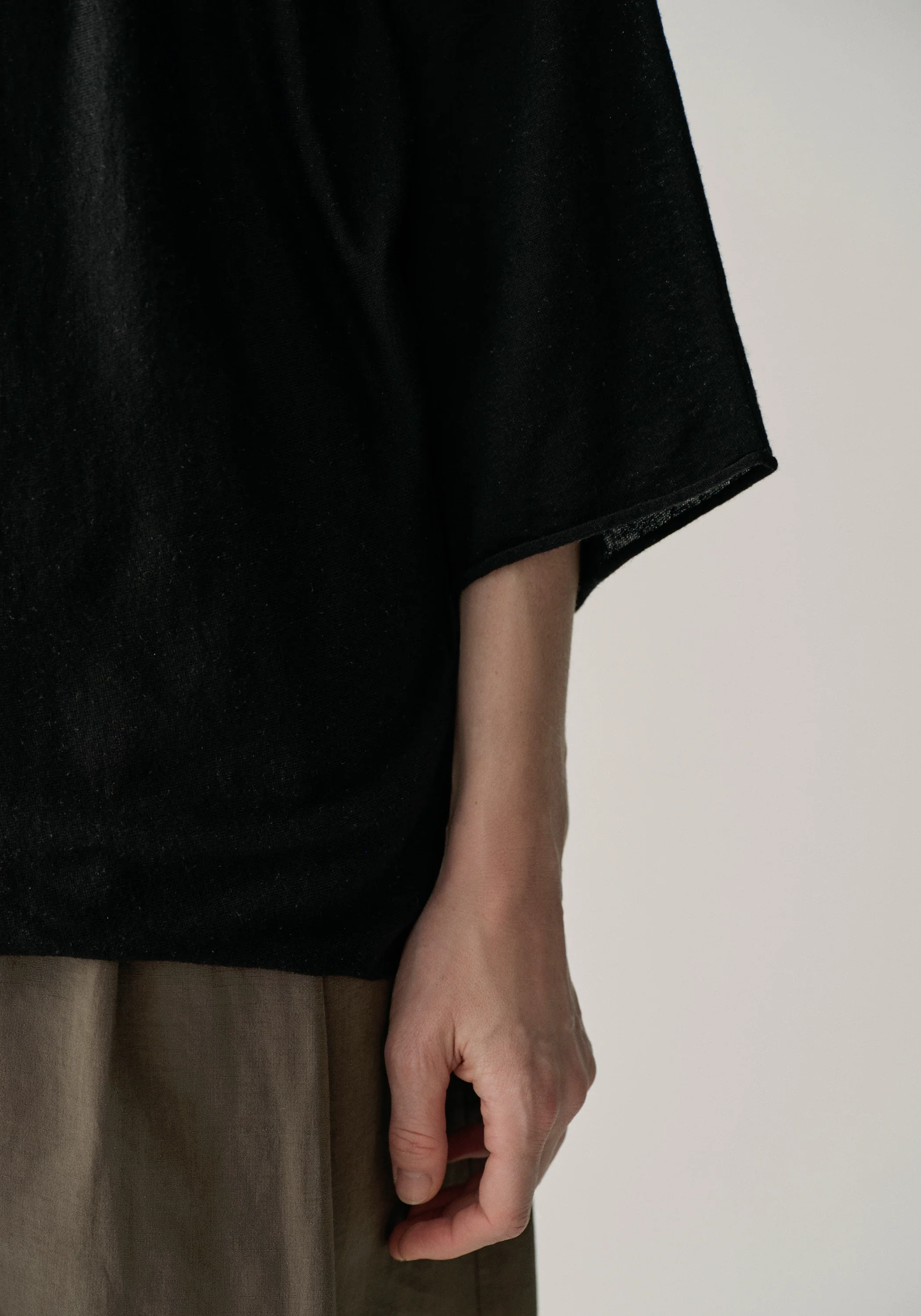 Merino Wool Pullover - Image 9