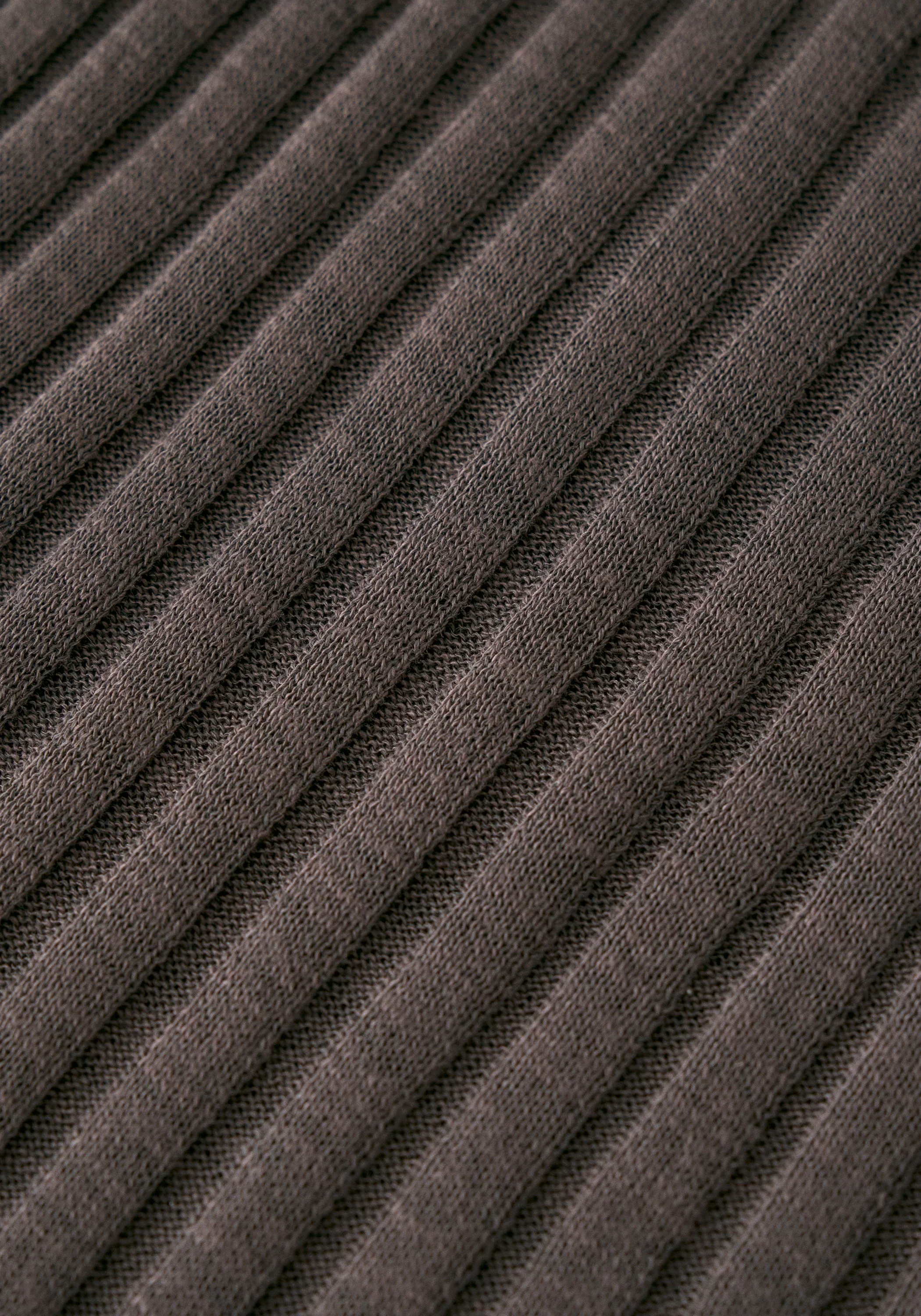 Ribbed Knit Top - Image 9