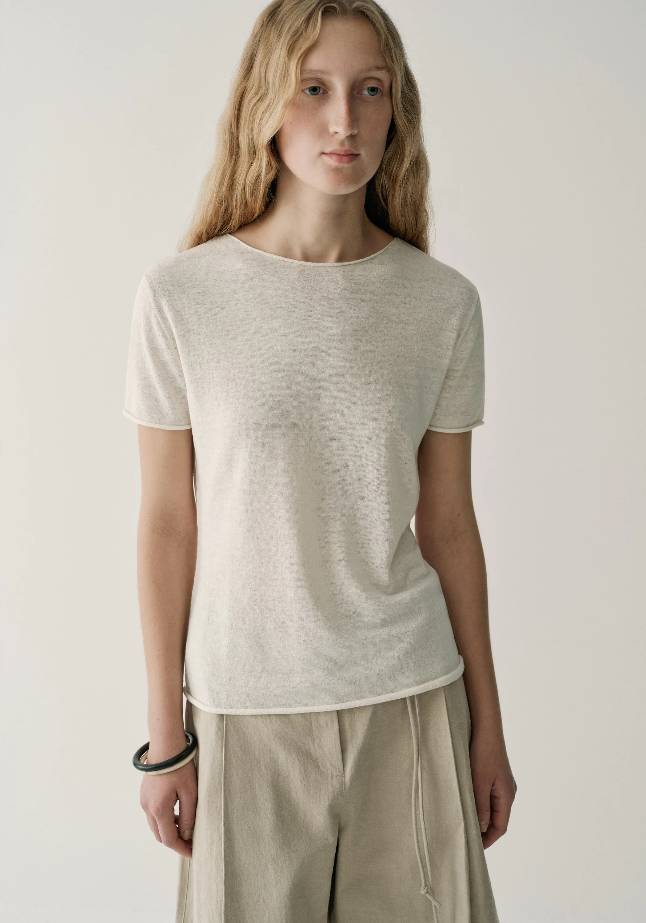 Linen Knitted T-shirt - Image 13