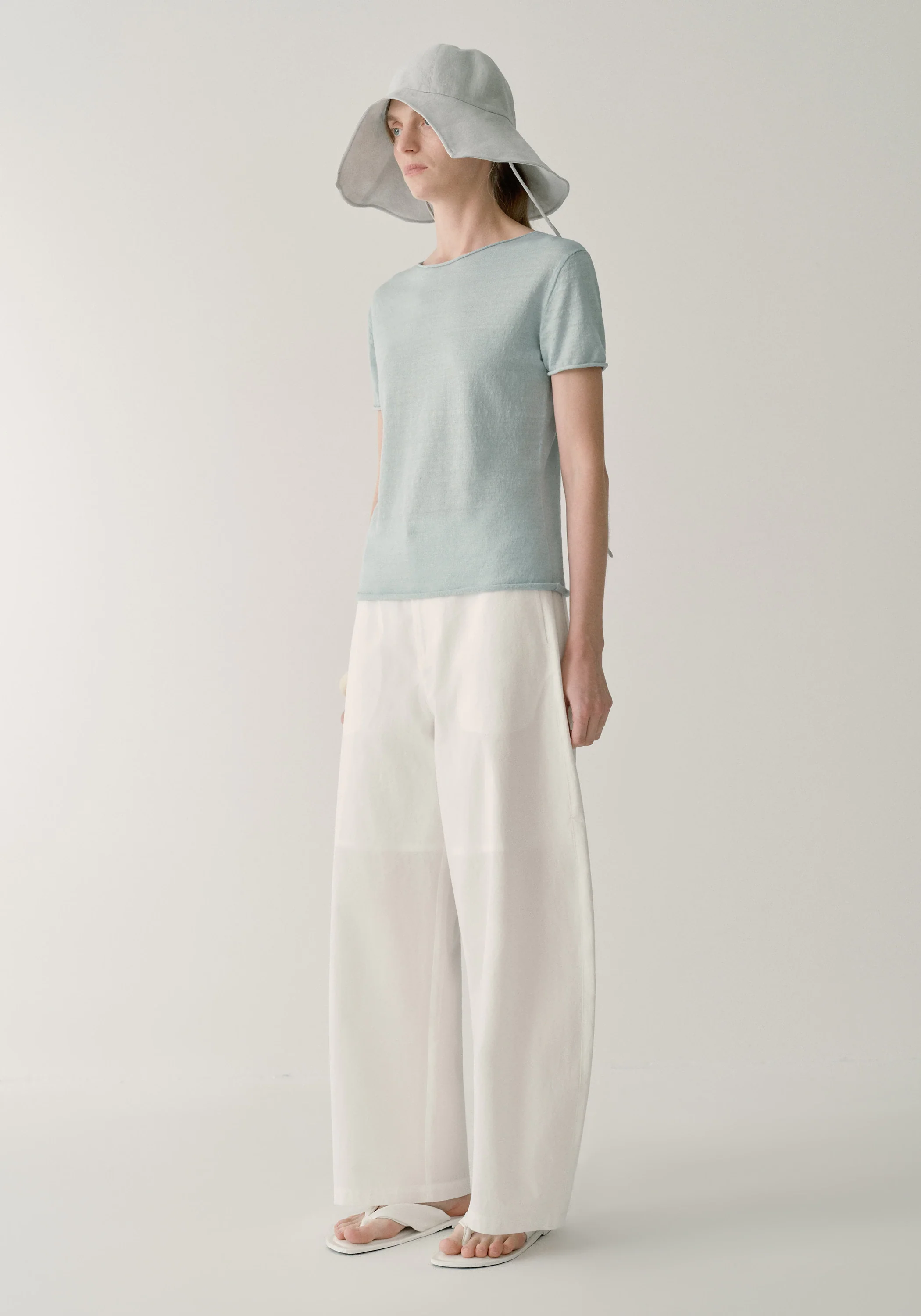 Linen Knitted T-shirt - Image 19