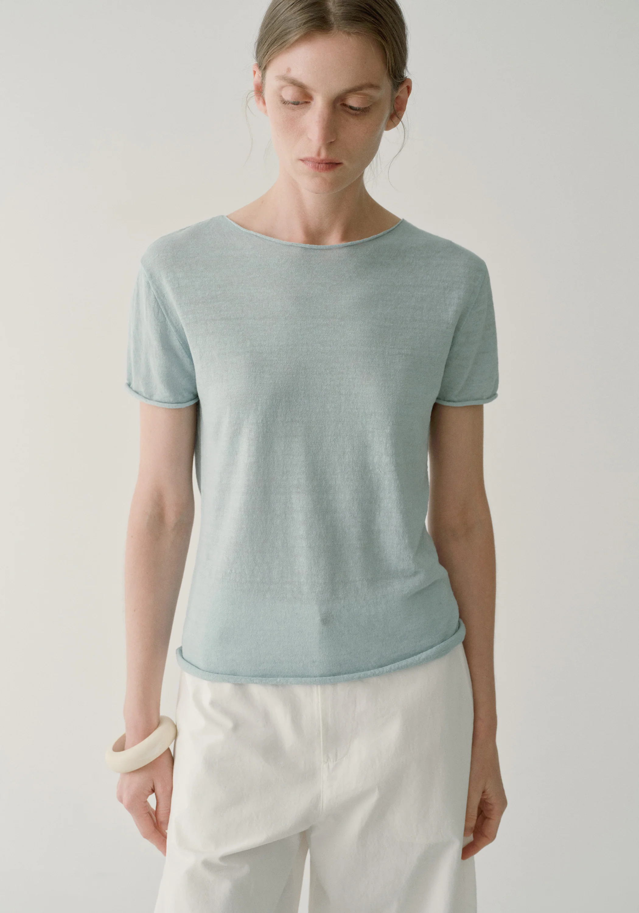 Linen Knitted T-shirt - Image 20