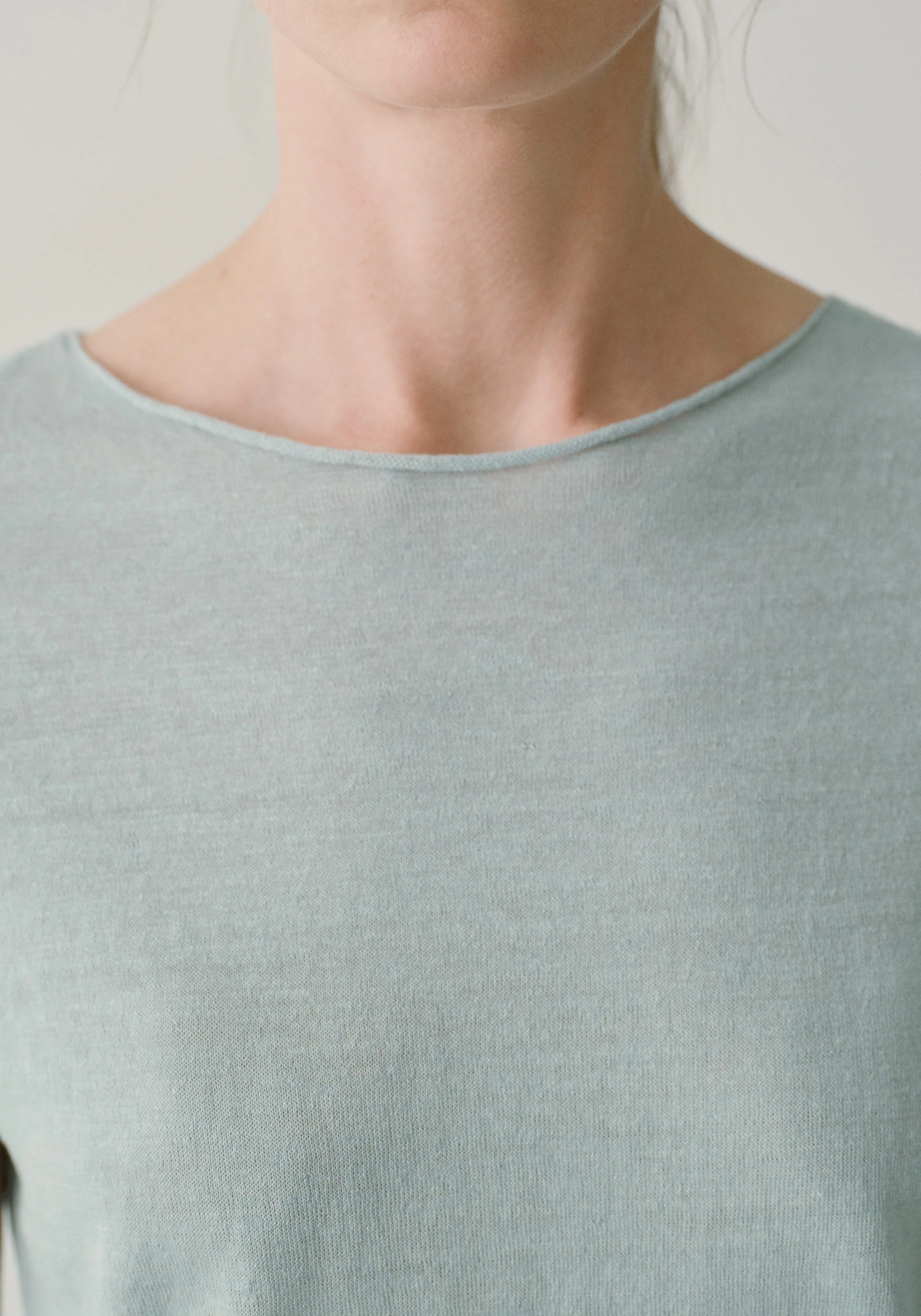 Linen Knitted T-shirt - Image 21