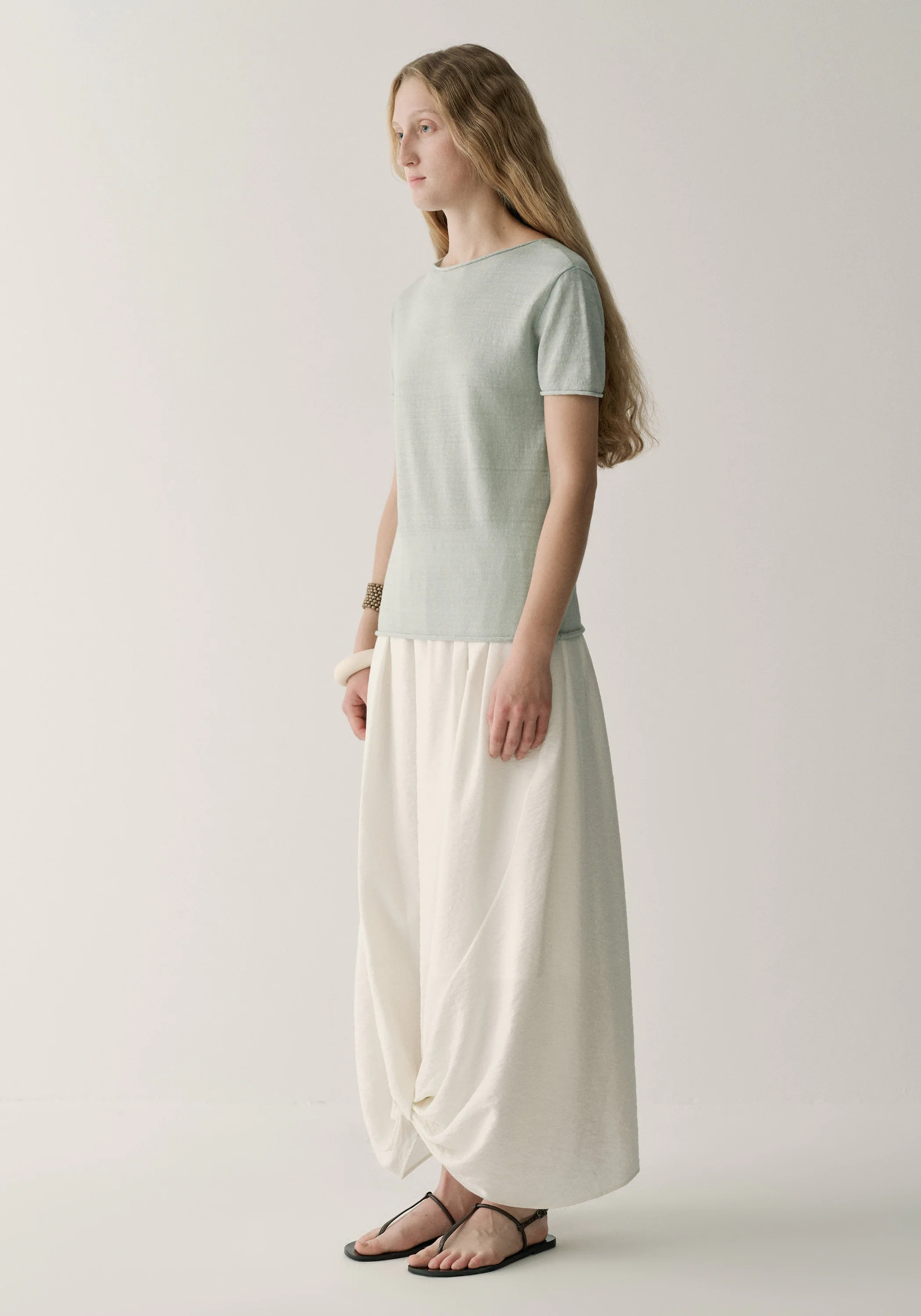 Linen Knitted T-shirt - Image 25