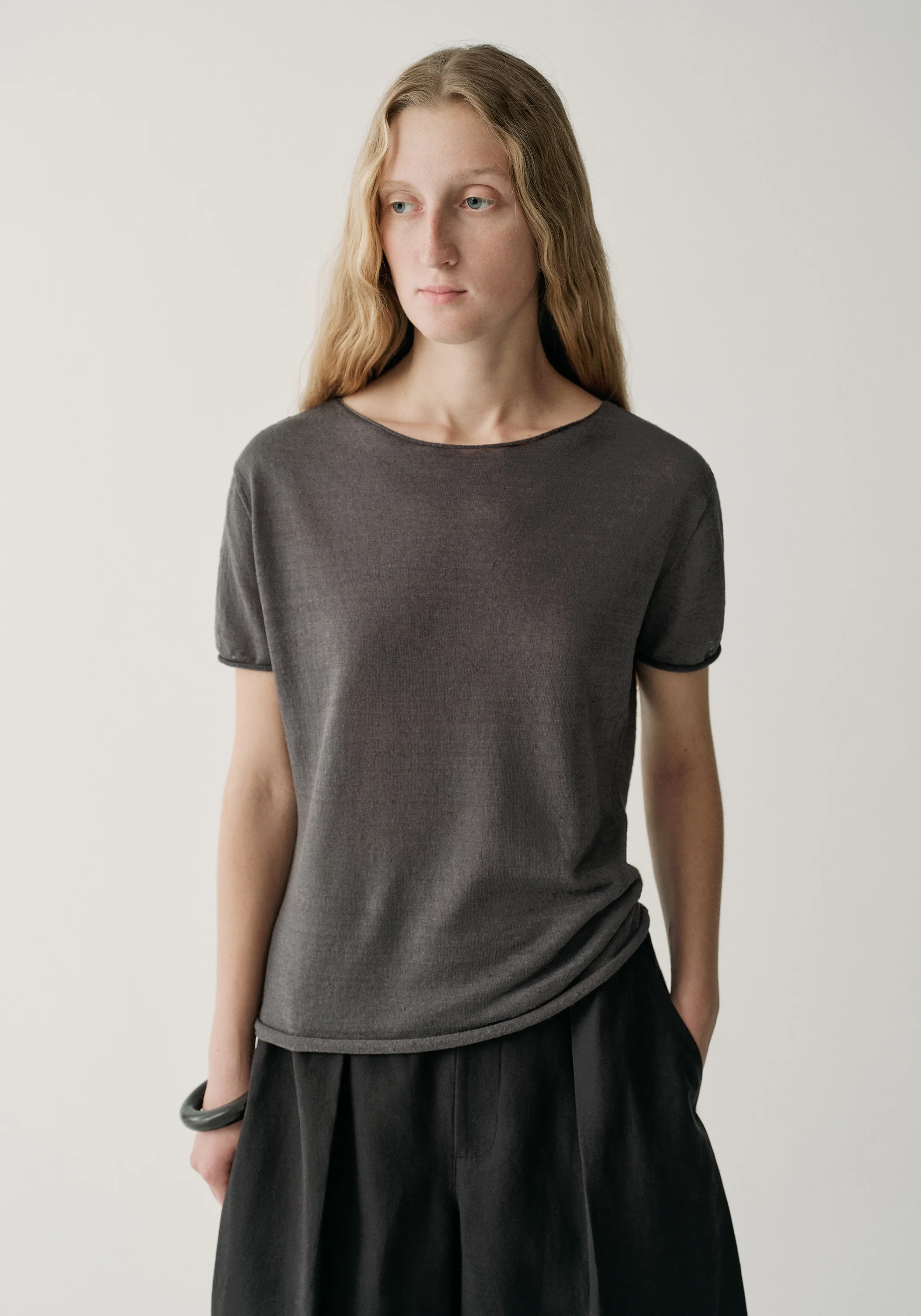 Linen Knitted T-shirt - Image 6