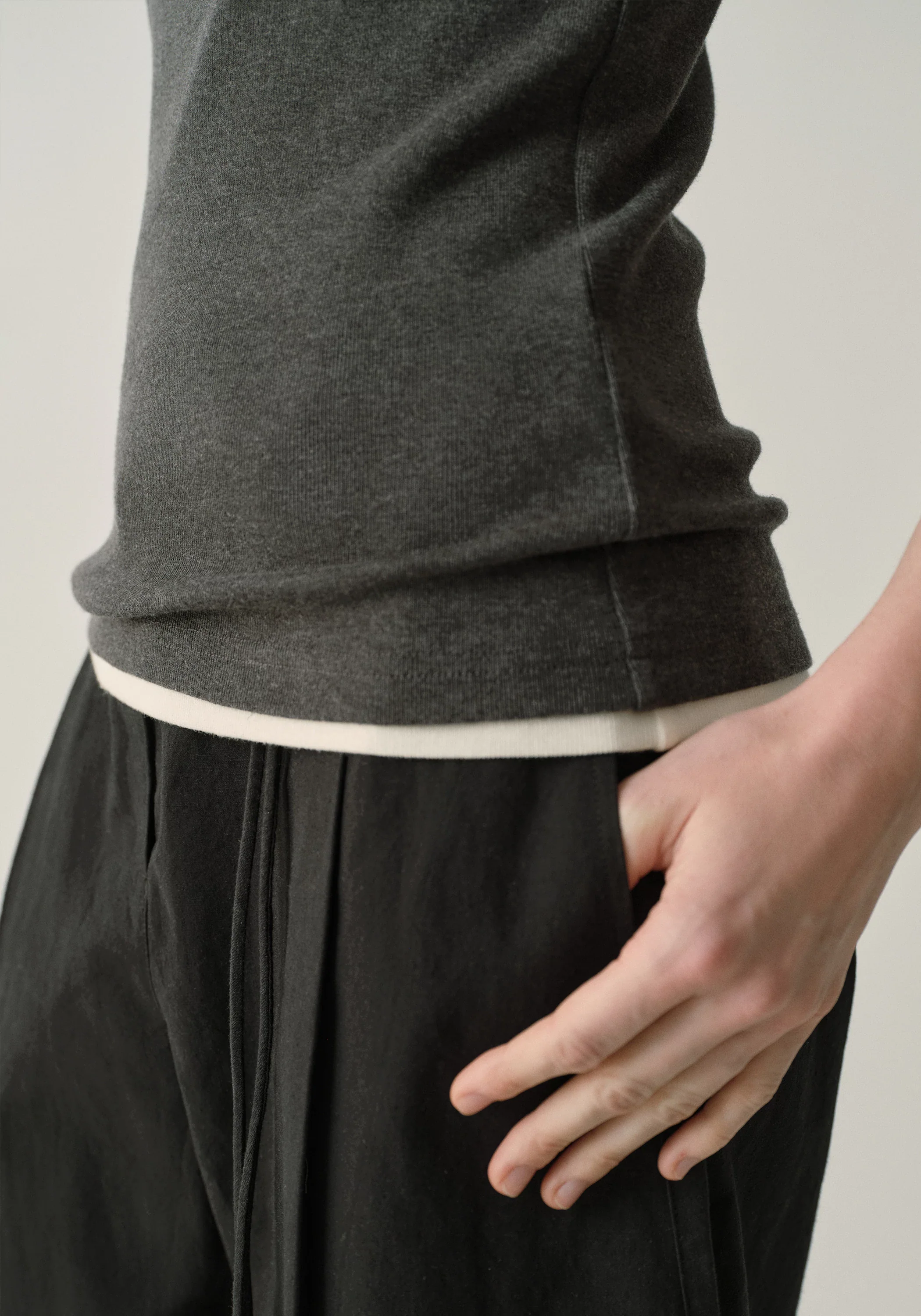 Roundneck Tank Top - Image 9