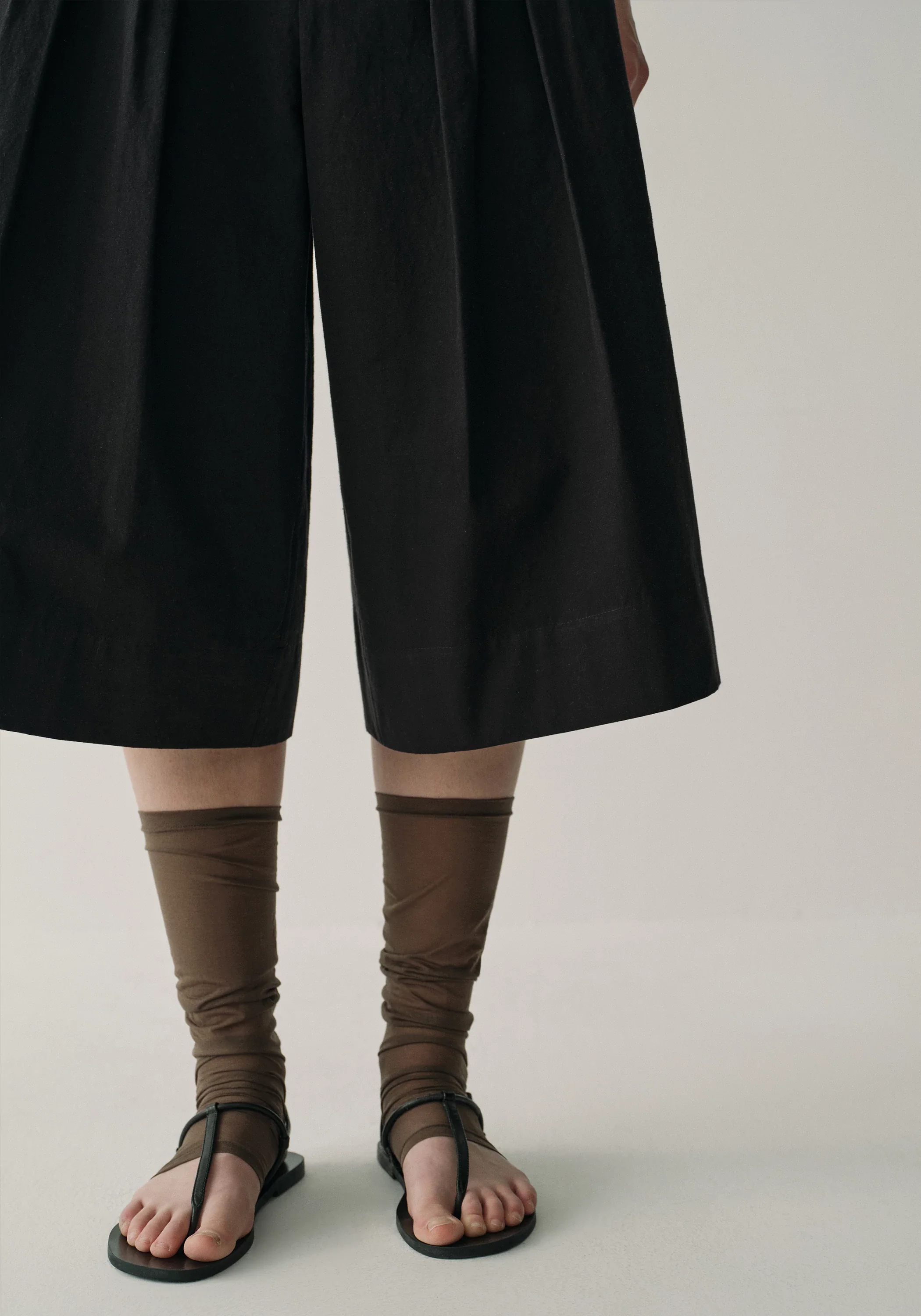 Pleated Wide-leg Culottes - Image 8