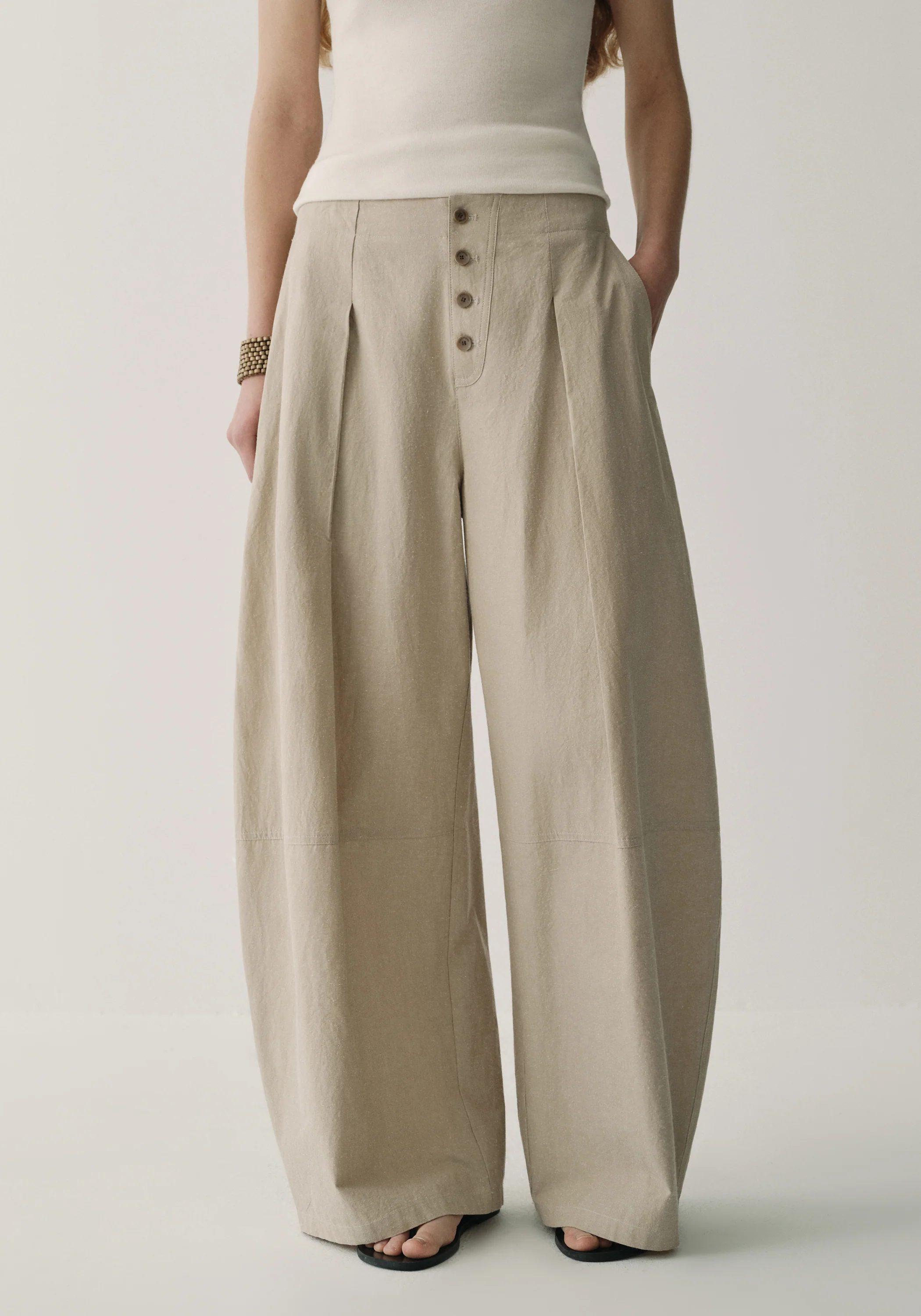Cotton-silk Buttoned Pants - Image 11