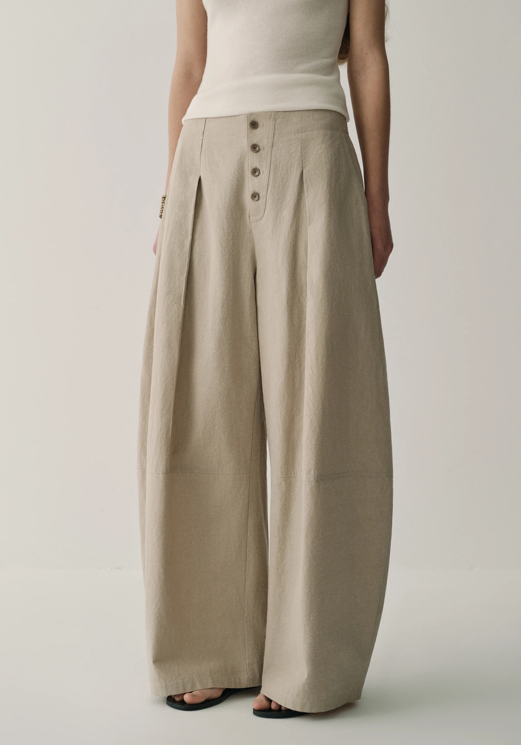 Cotton-silk Buttoned Pants - Image 12