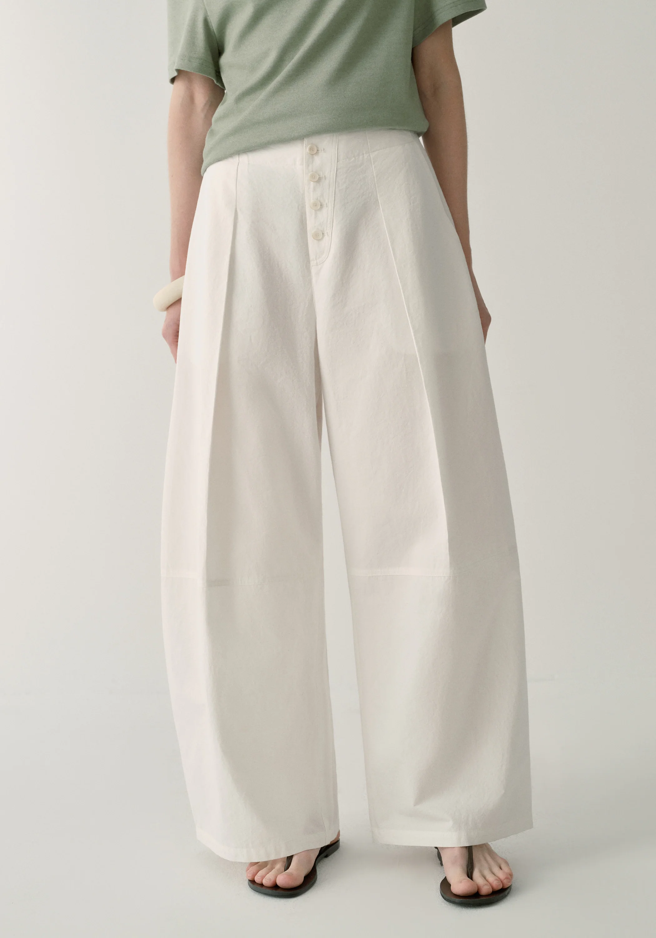 Cotton-silk Buttoned Pants - Image 18