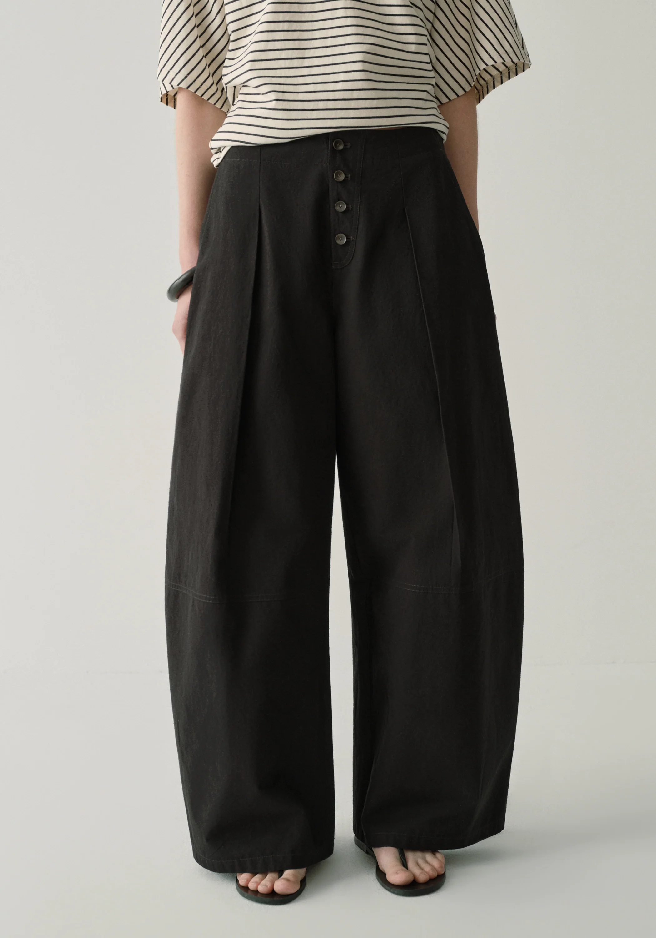 Cotton-silk Buttoned Pants - Image 5