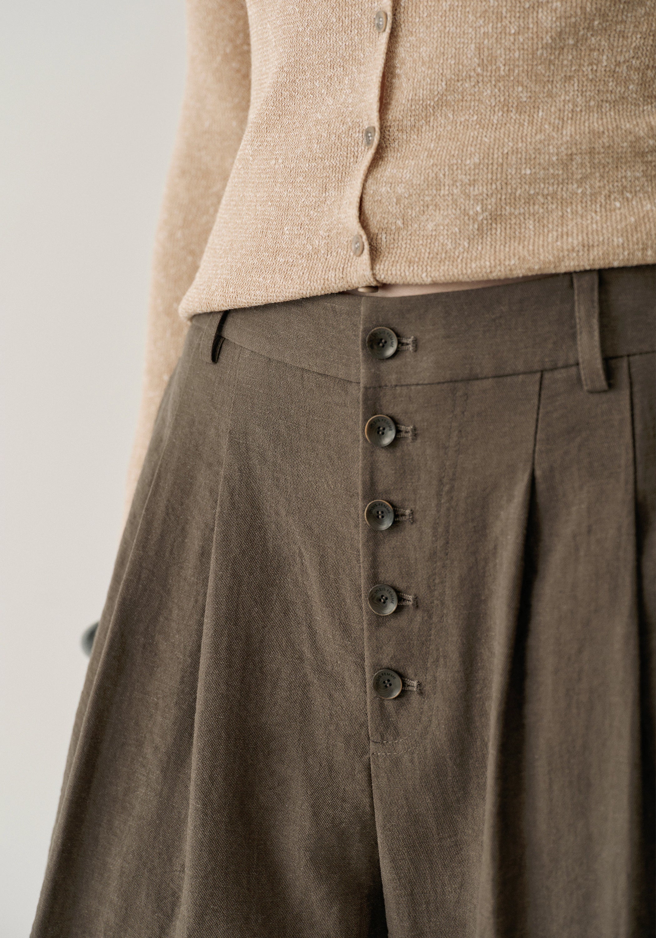 Bias-hem Curved Pants - Image 16