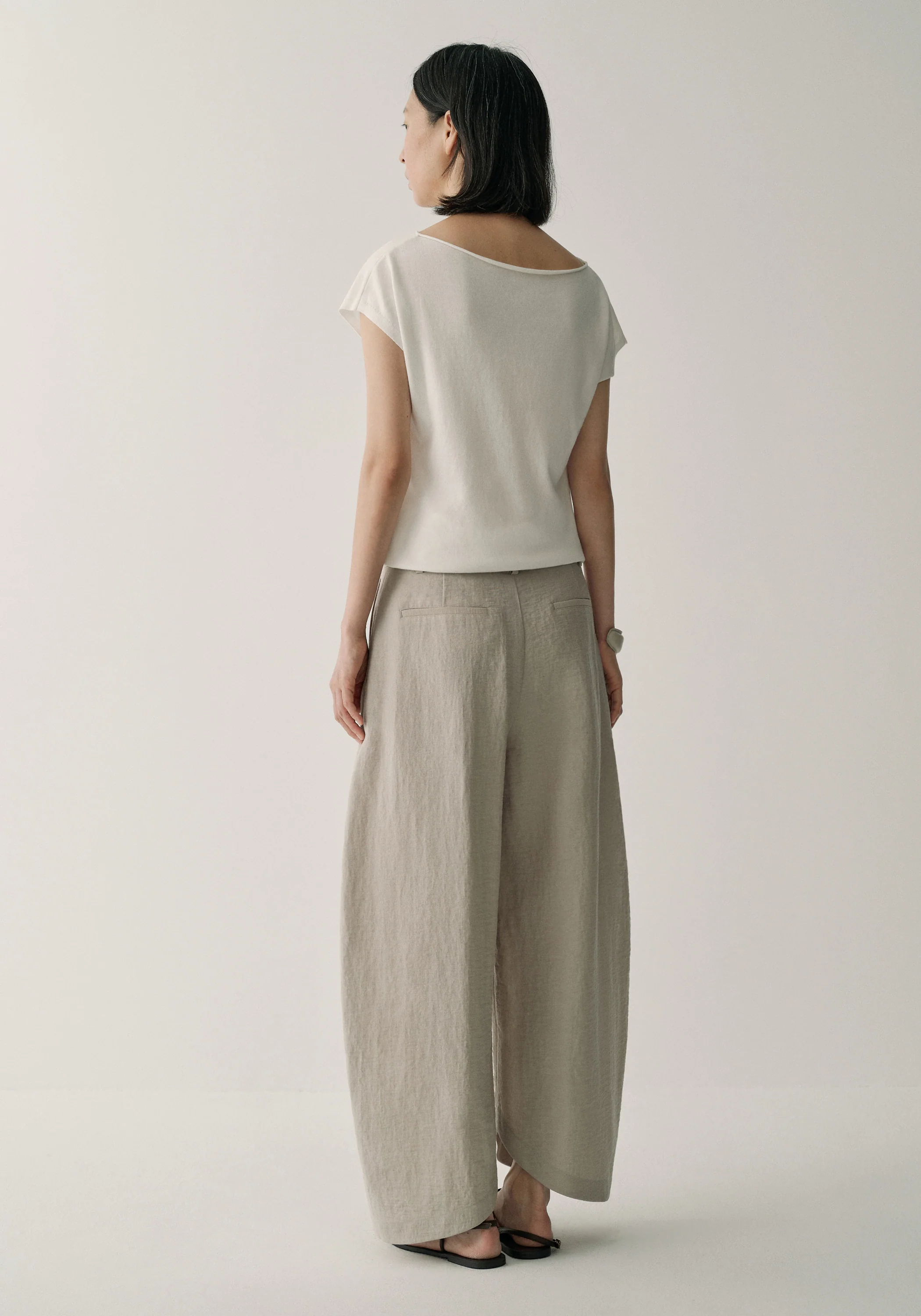 Bias-hem Curved Pants - Image 4