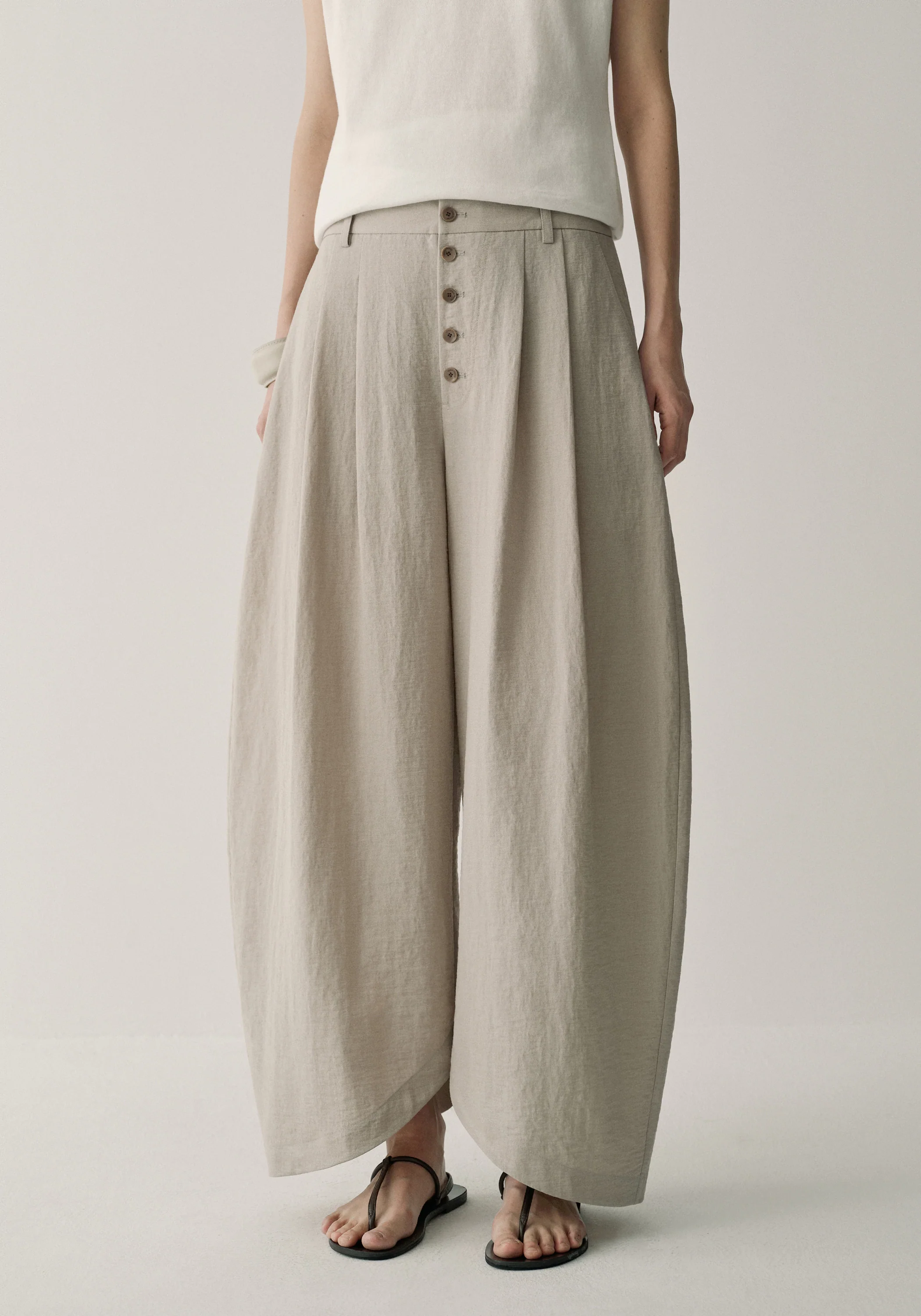 Bias-hem Curved Pants - Image 6