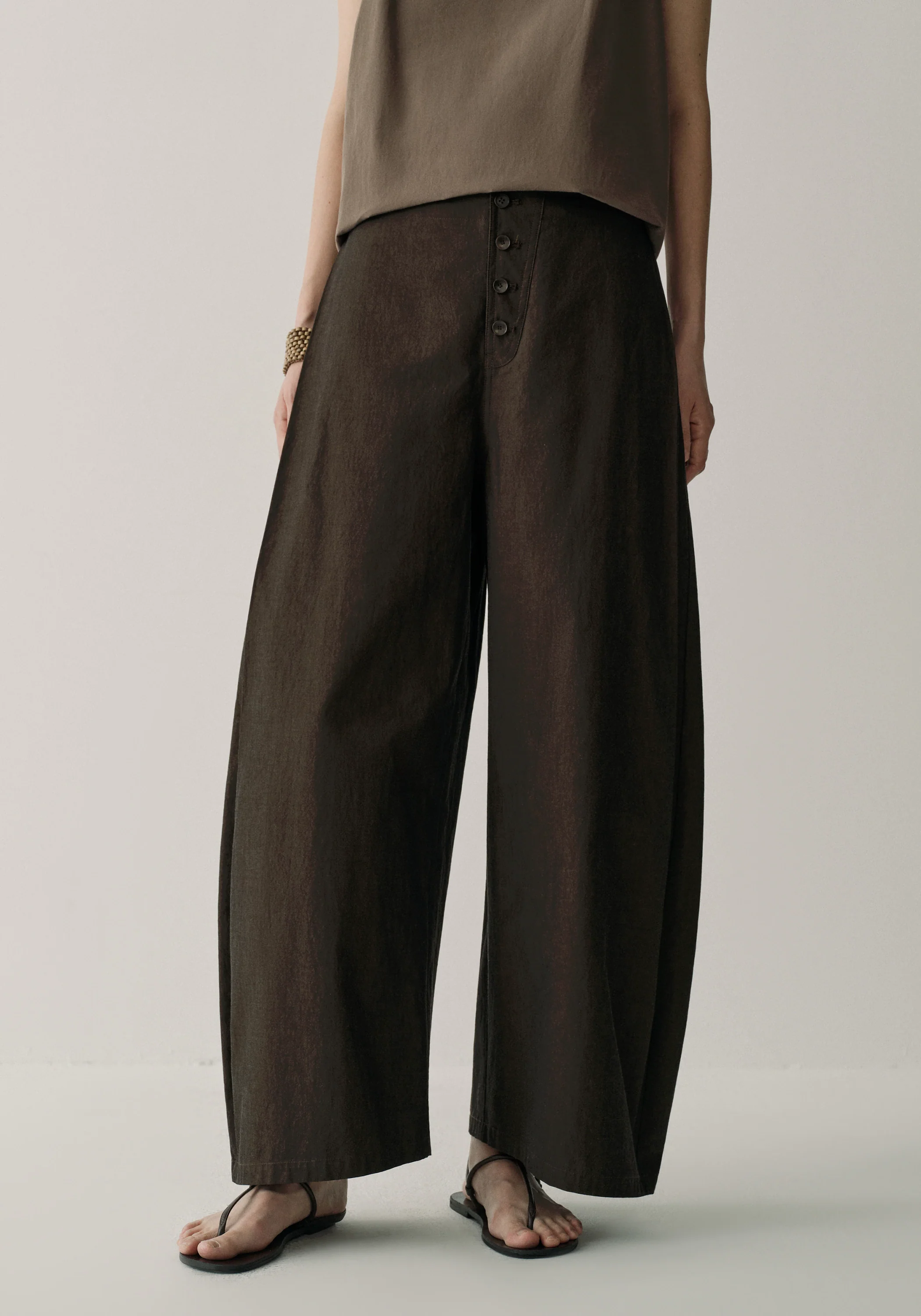 Side-pleats Cotton Pants - Image 6