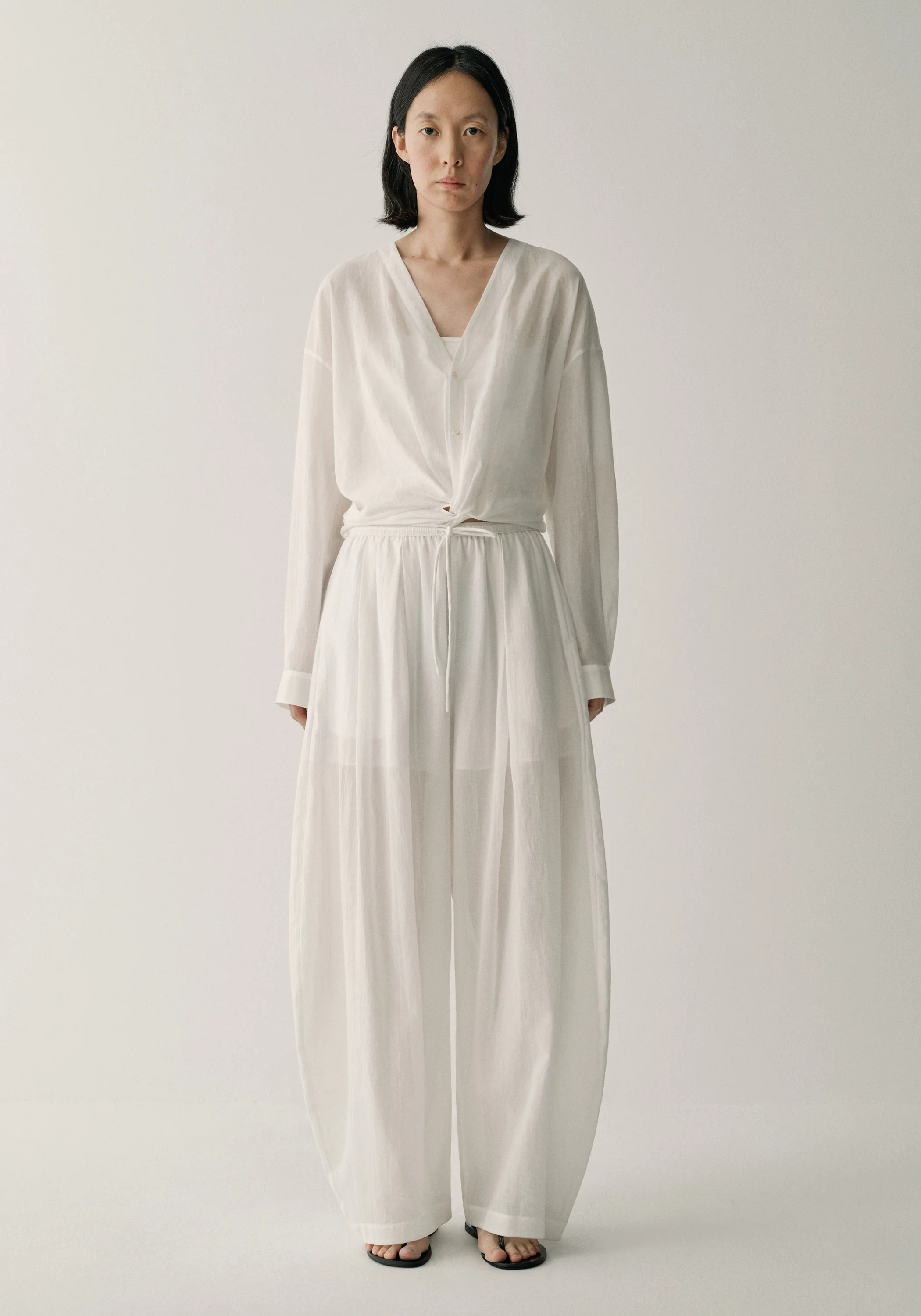 Elastic-waist Balloon Pants - Image 9
