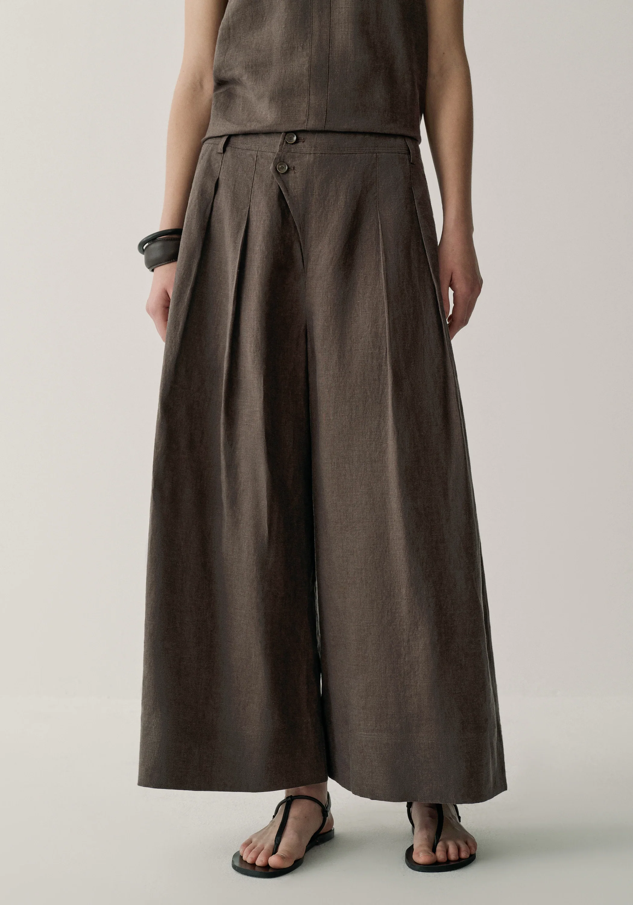 Linen Cropped Pants - Image 6