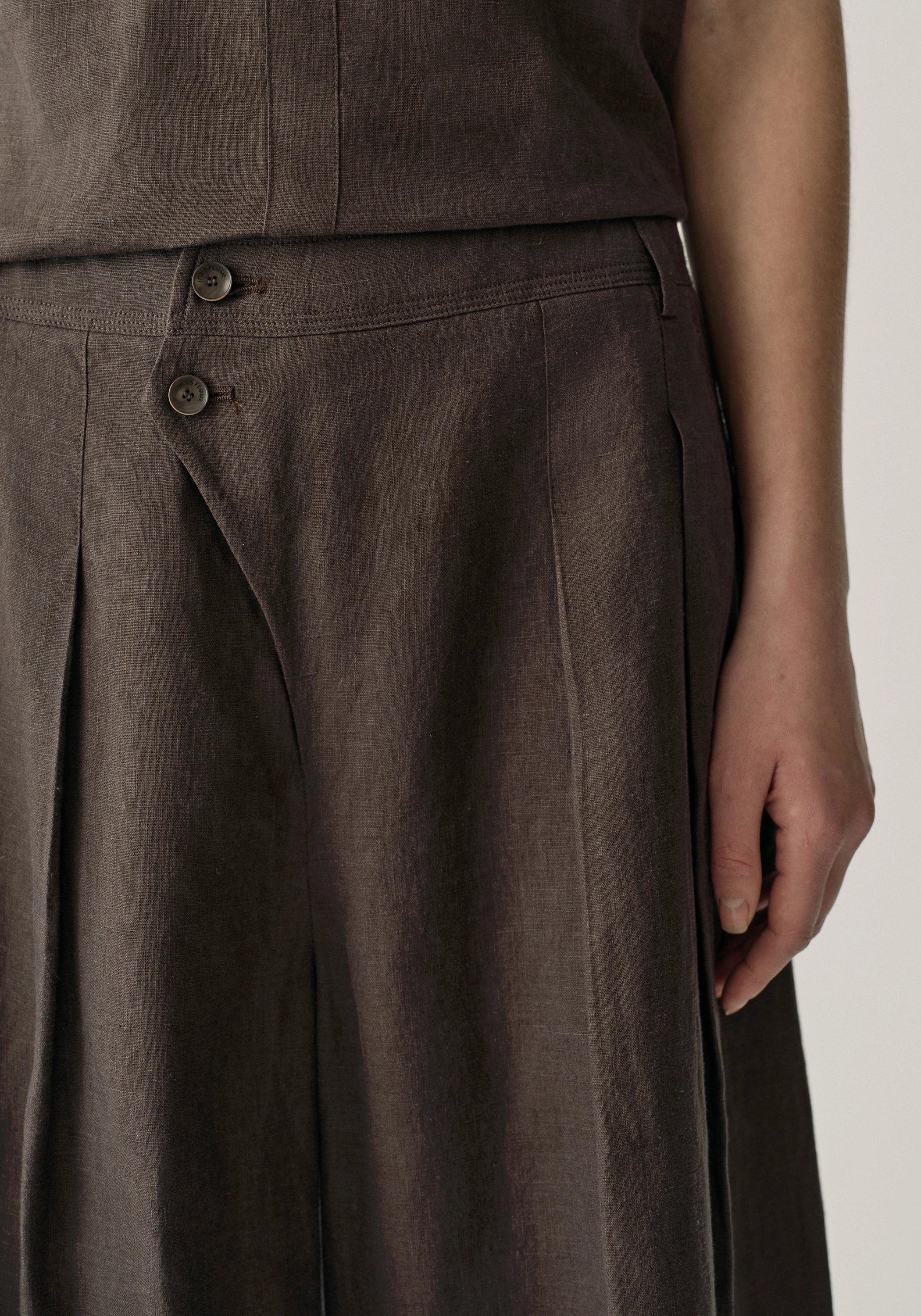 Linen Cropped Pants - Image 8