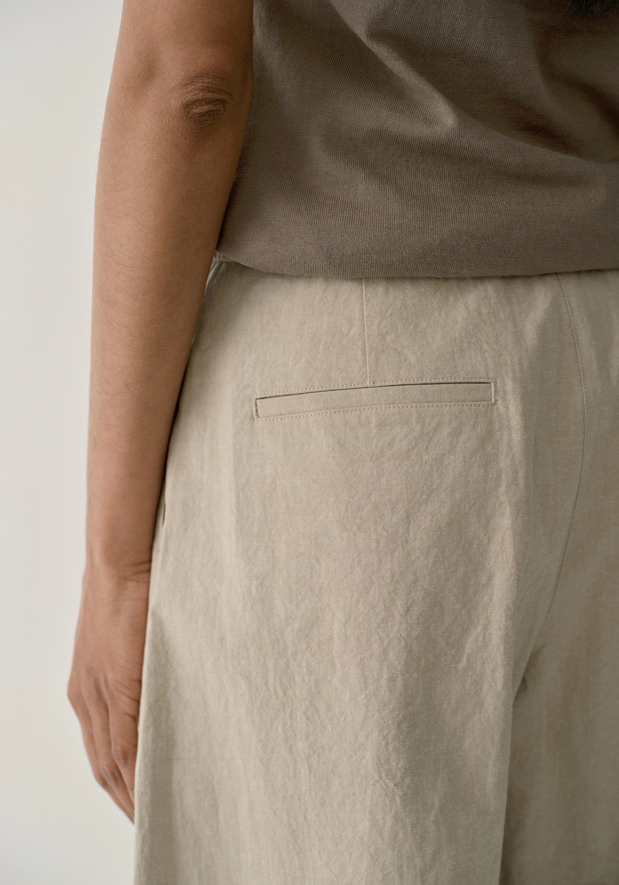 Cotton-linen Belted Pants - Image 22