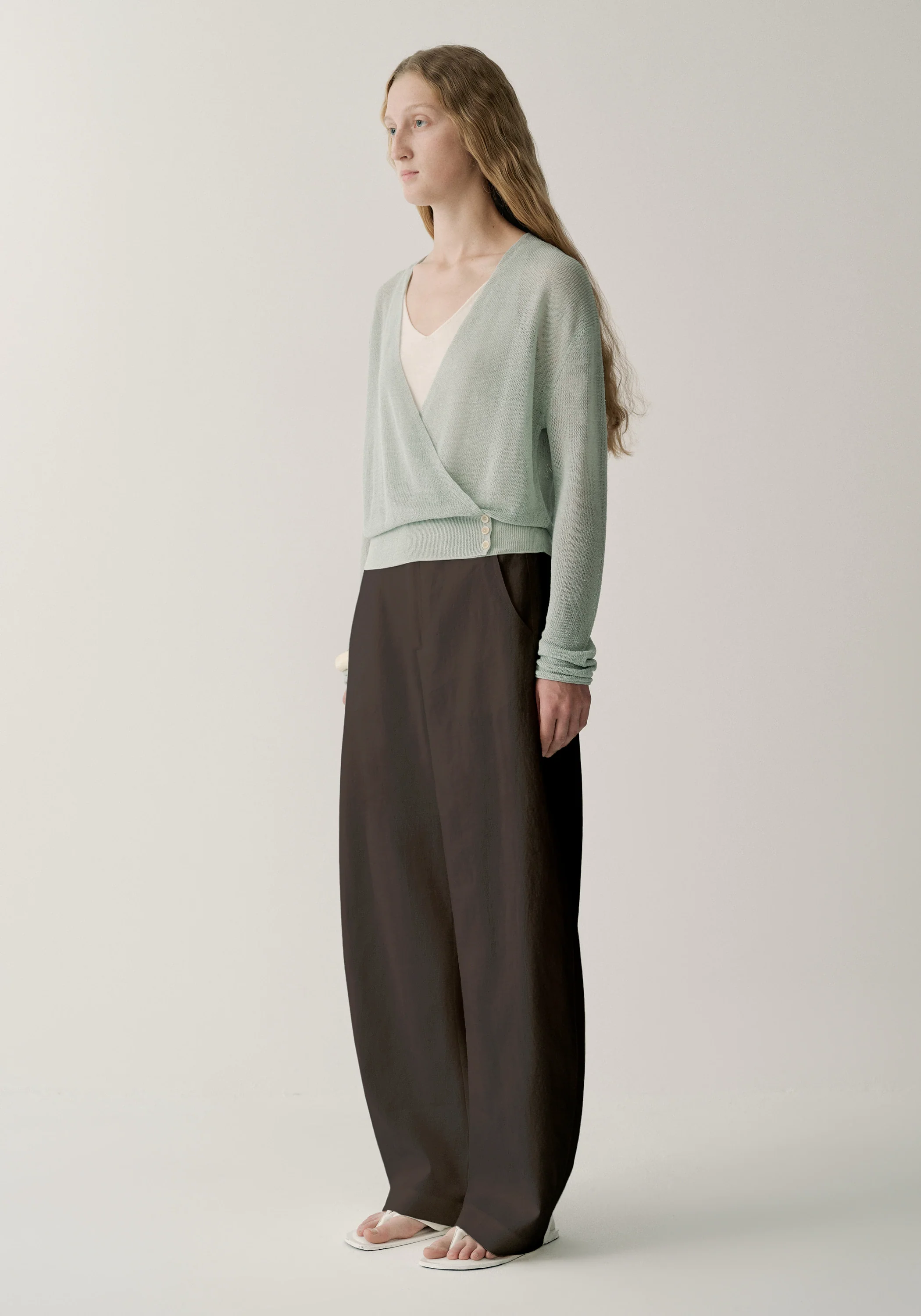Linen Curved Pants - Image 10