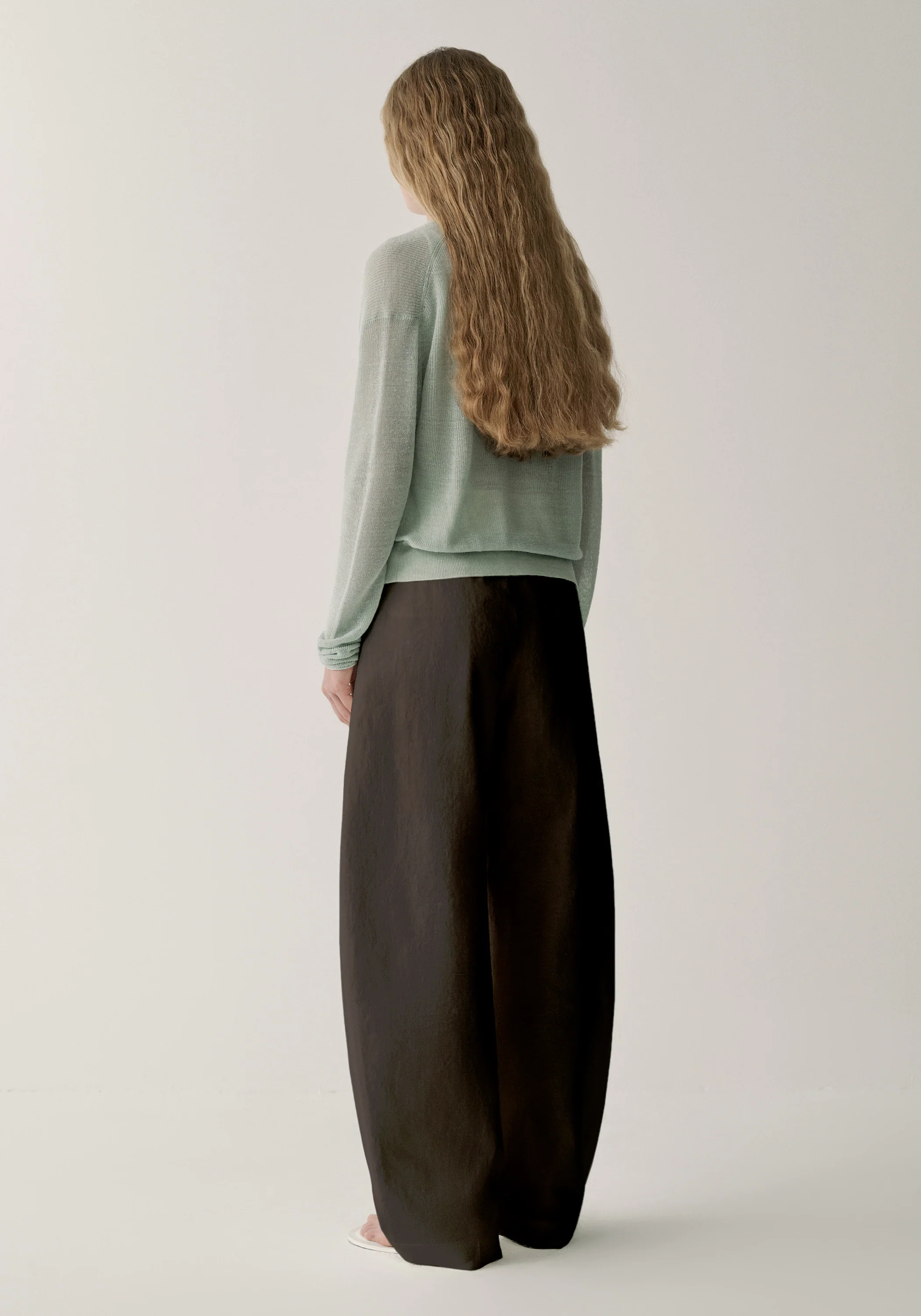 Linen Curved Pants - Image 11