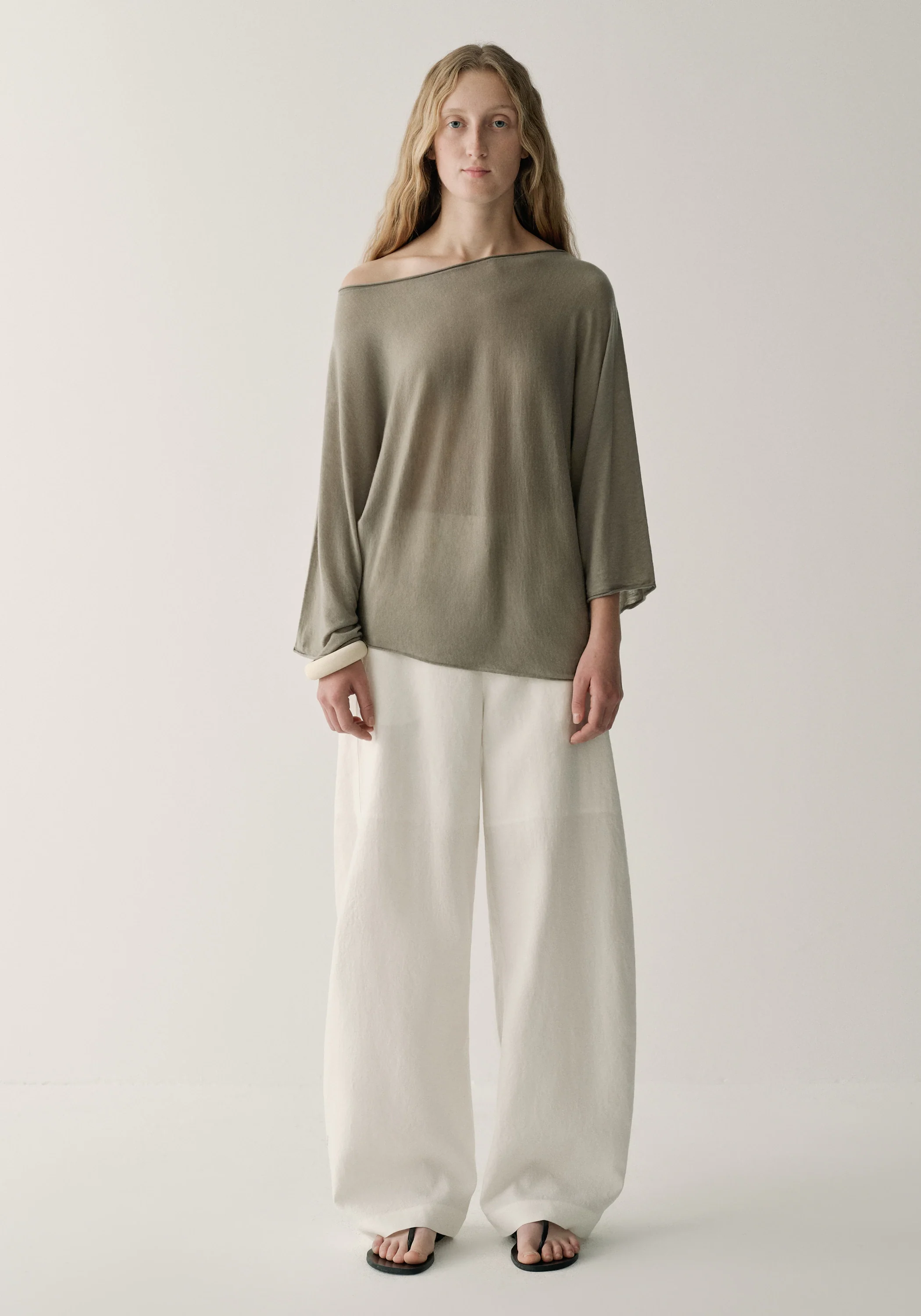 Linen Curved Pants - Image 15
