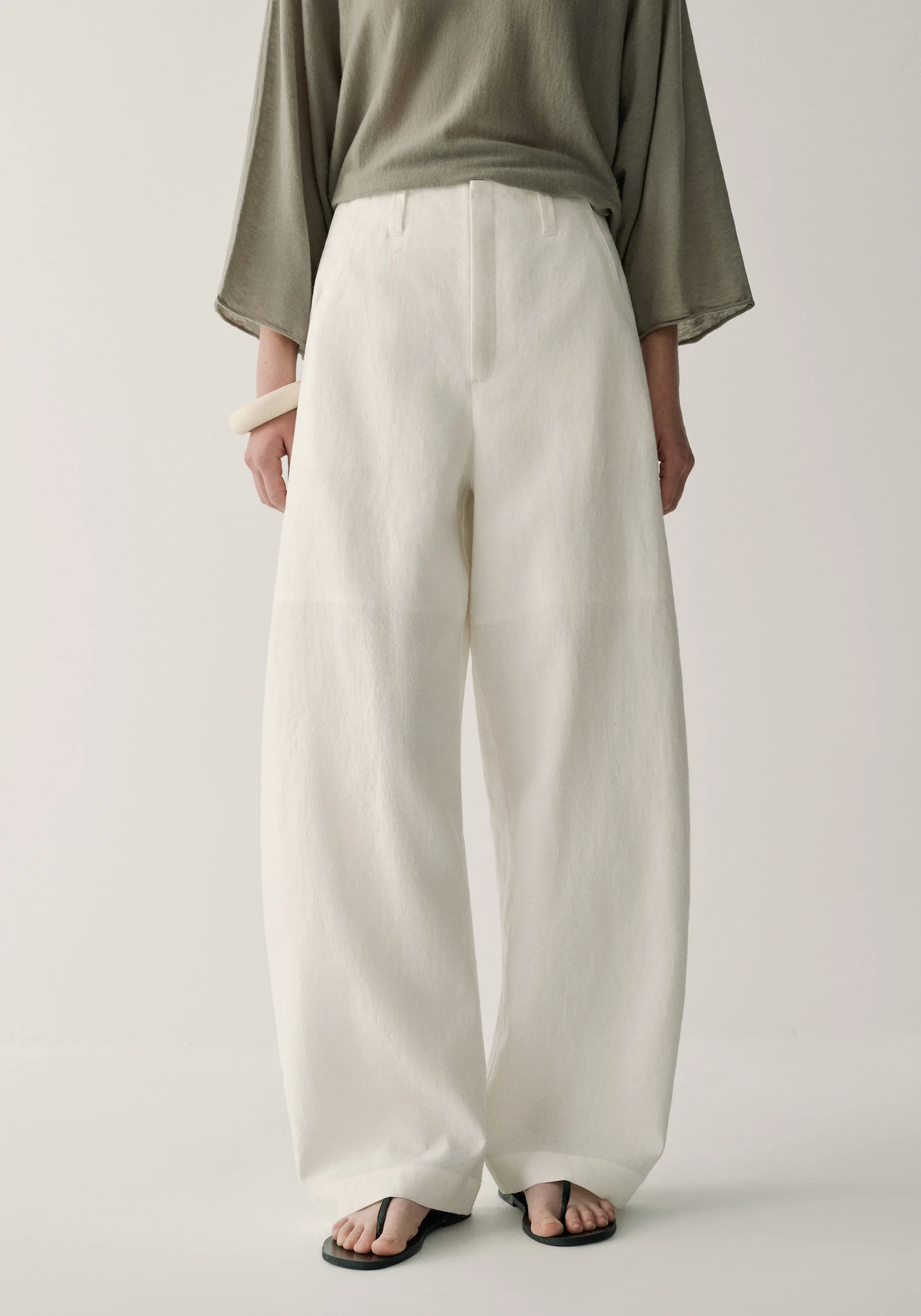 Linen Curved Pants - Image 18