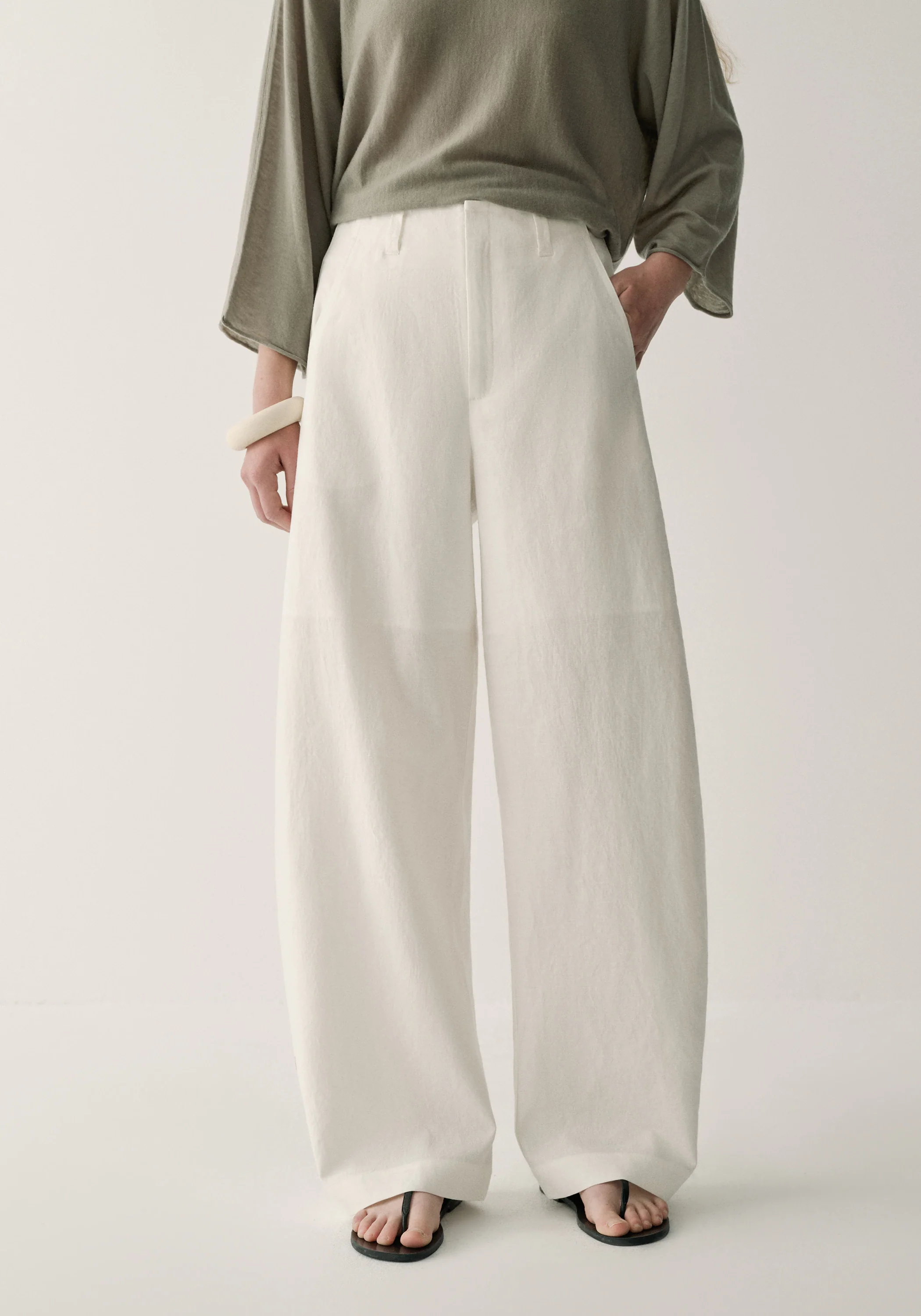 Linen Curved Pants - Image 19