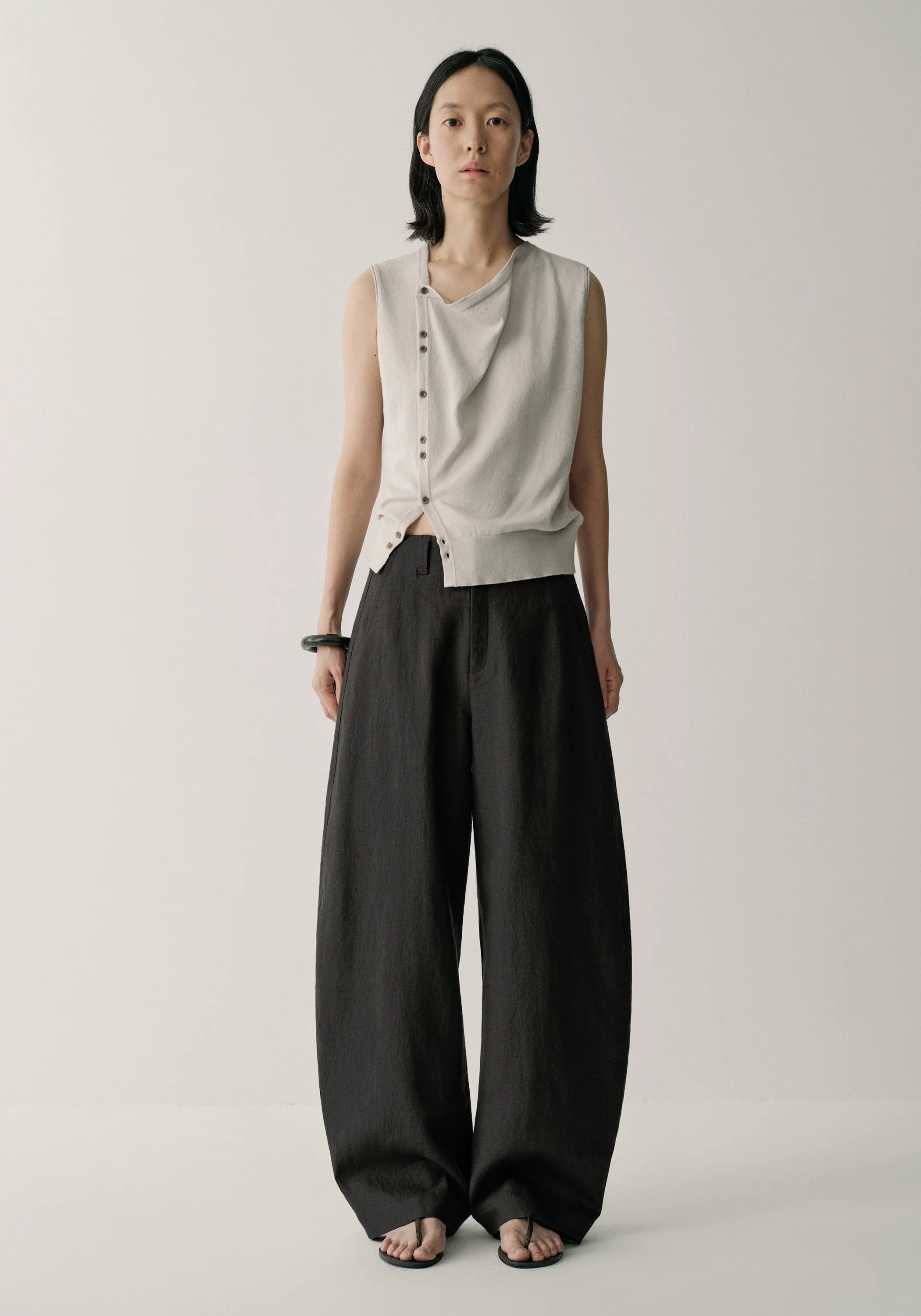 Linen Curved Pants - Image 22