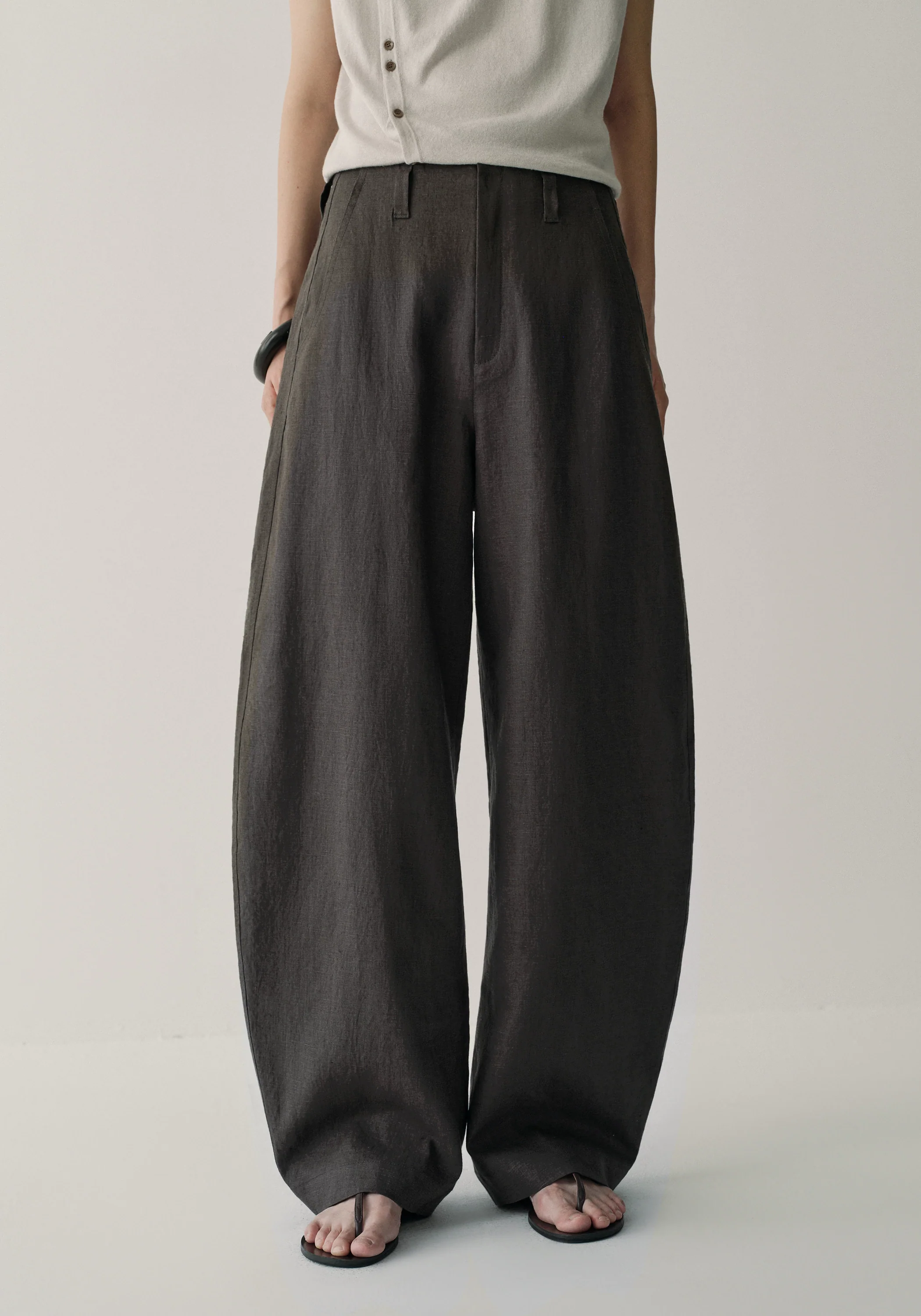 Linen Curved Pants - Image 4