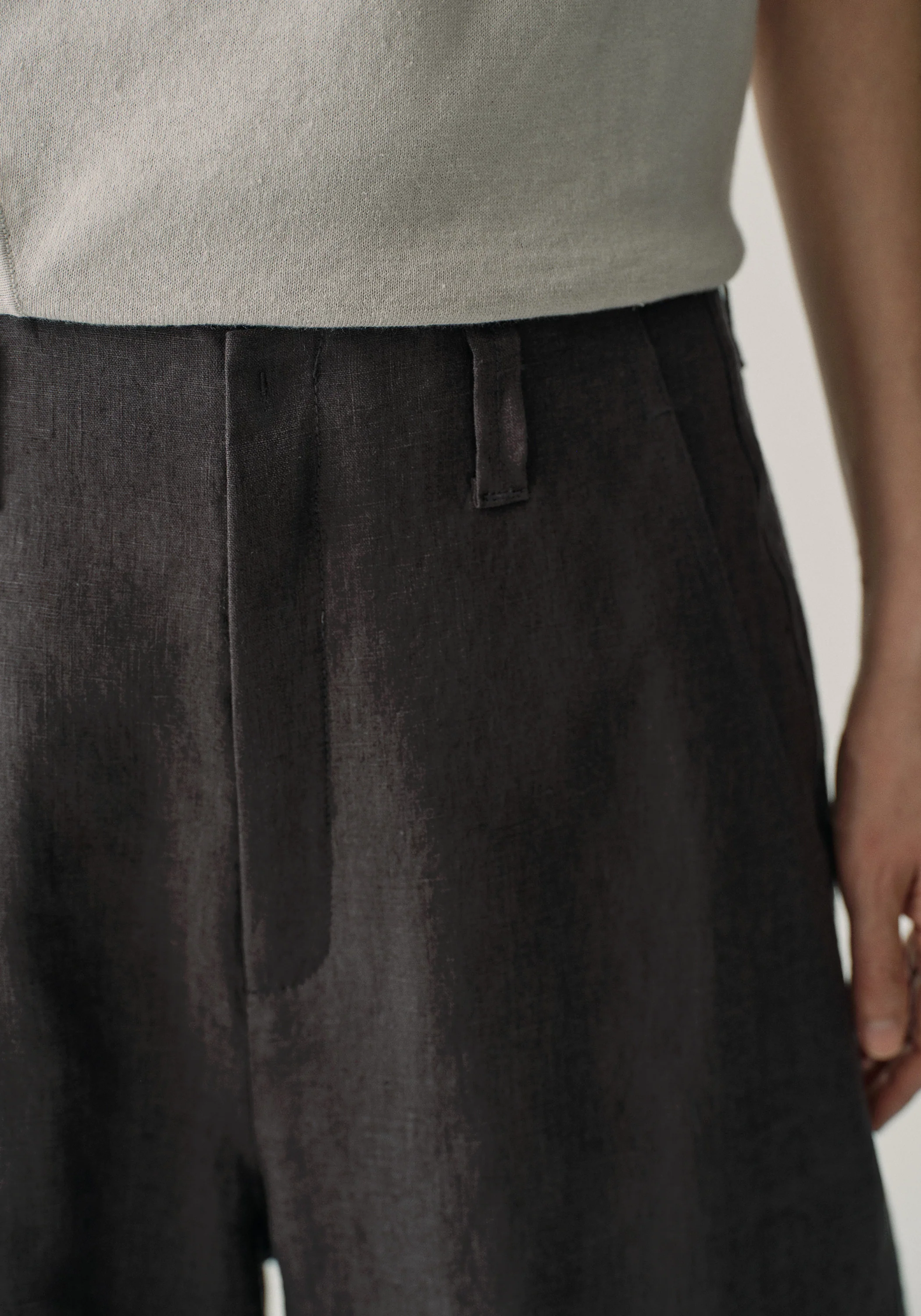 Linen Curved Pants - Image 5