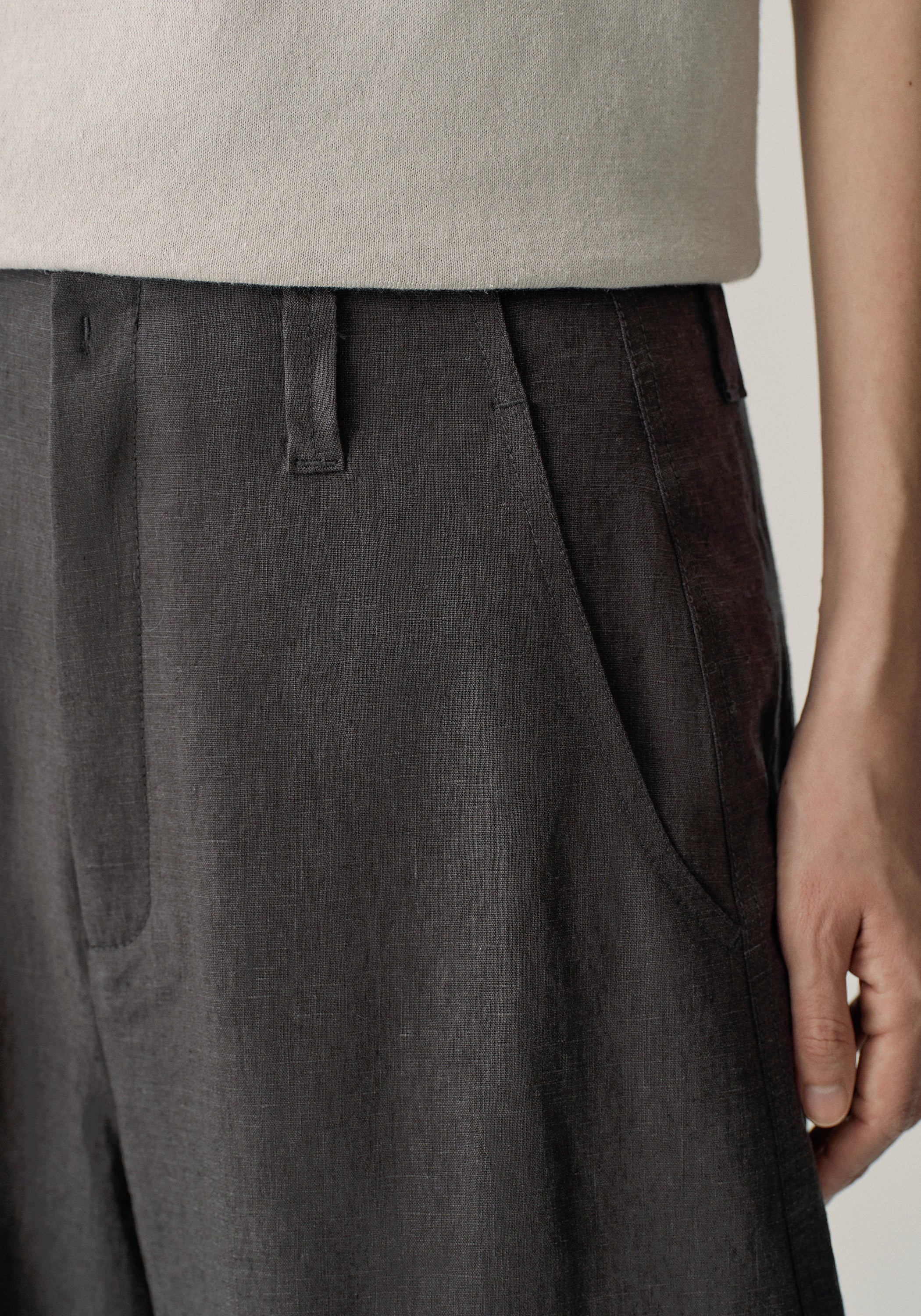 Linen Curved Pants - Image 6